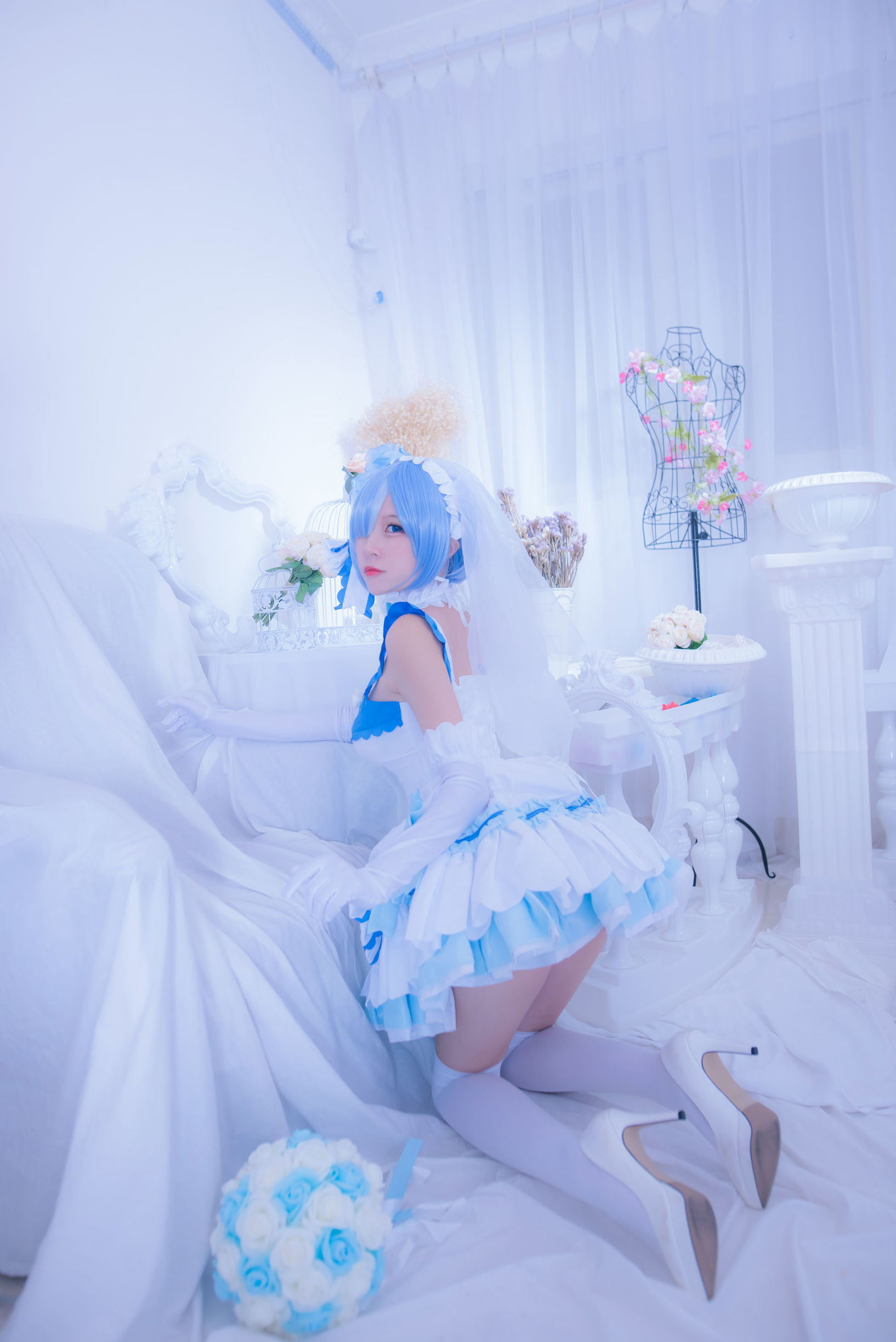 Coser nổi tiếng Er Zuo Nisa Rem Cô Dâu