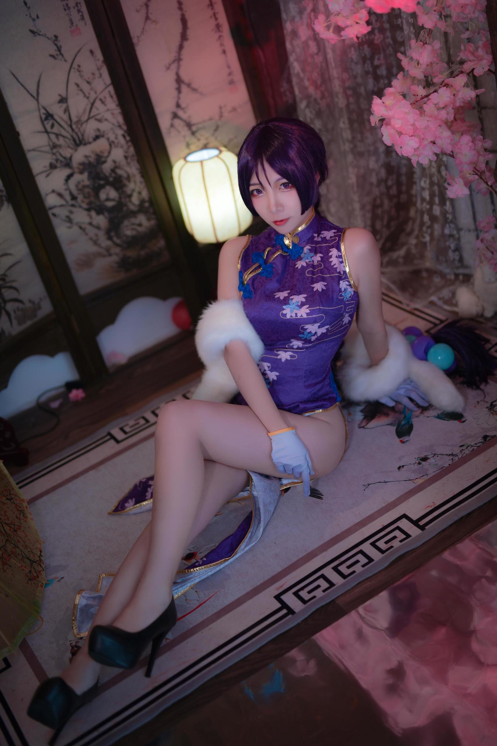 人気のコスプレイヤー エルザ・ニサの Fate ナイグアン 旗袍