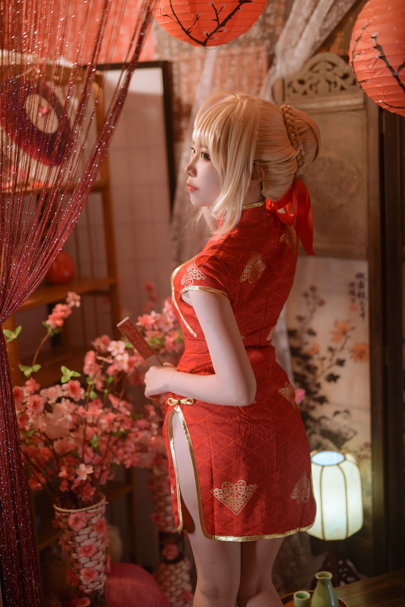 Popular Cosplayer Er Zuo Nisa Fate Nero Qipao