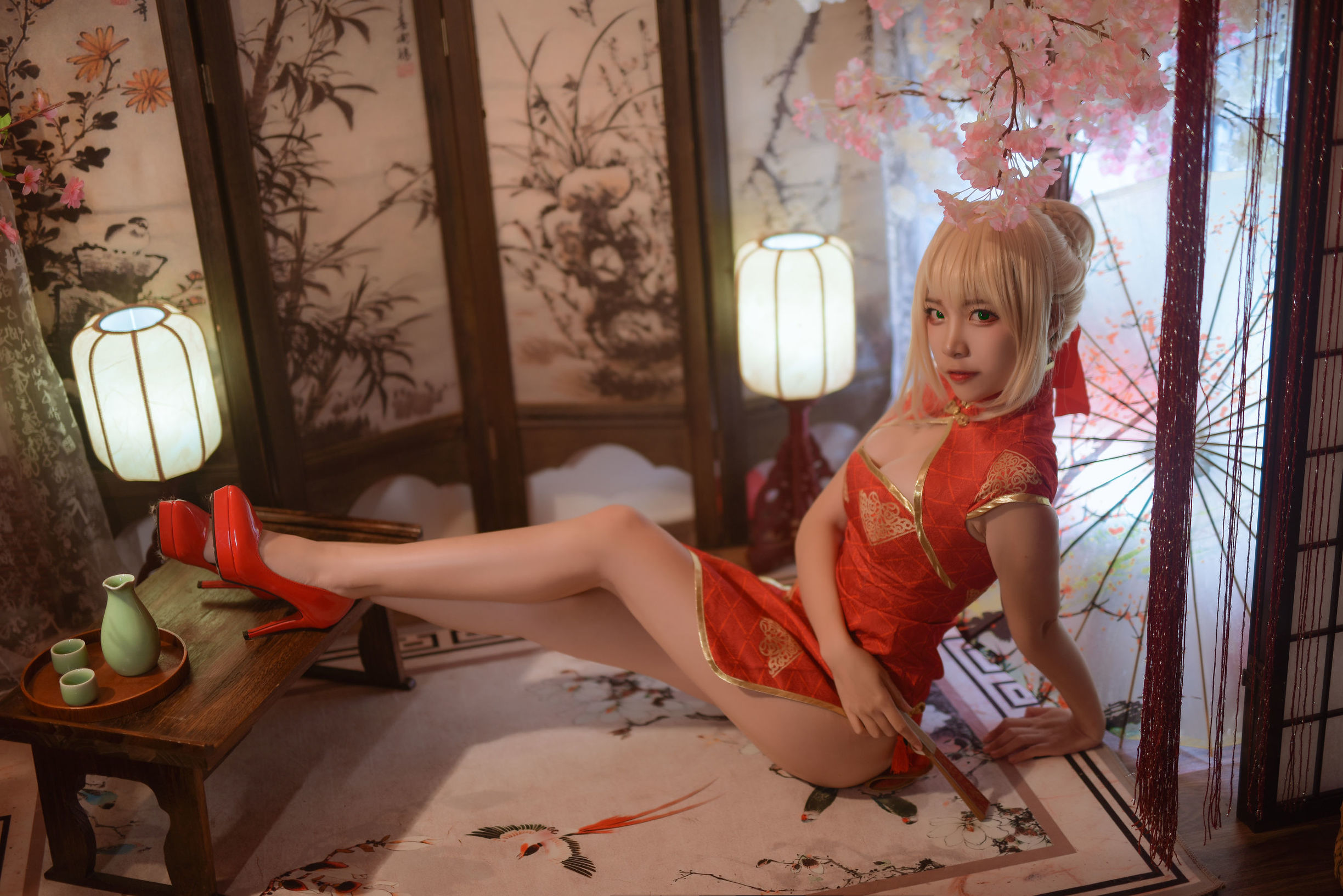 Popular Cosplayer Er Zuo Nisa Fate Nero Qipao