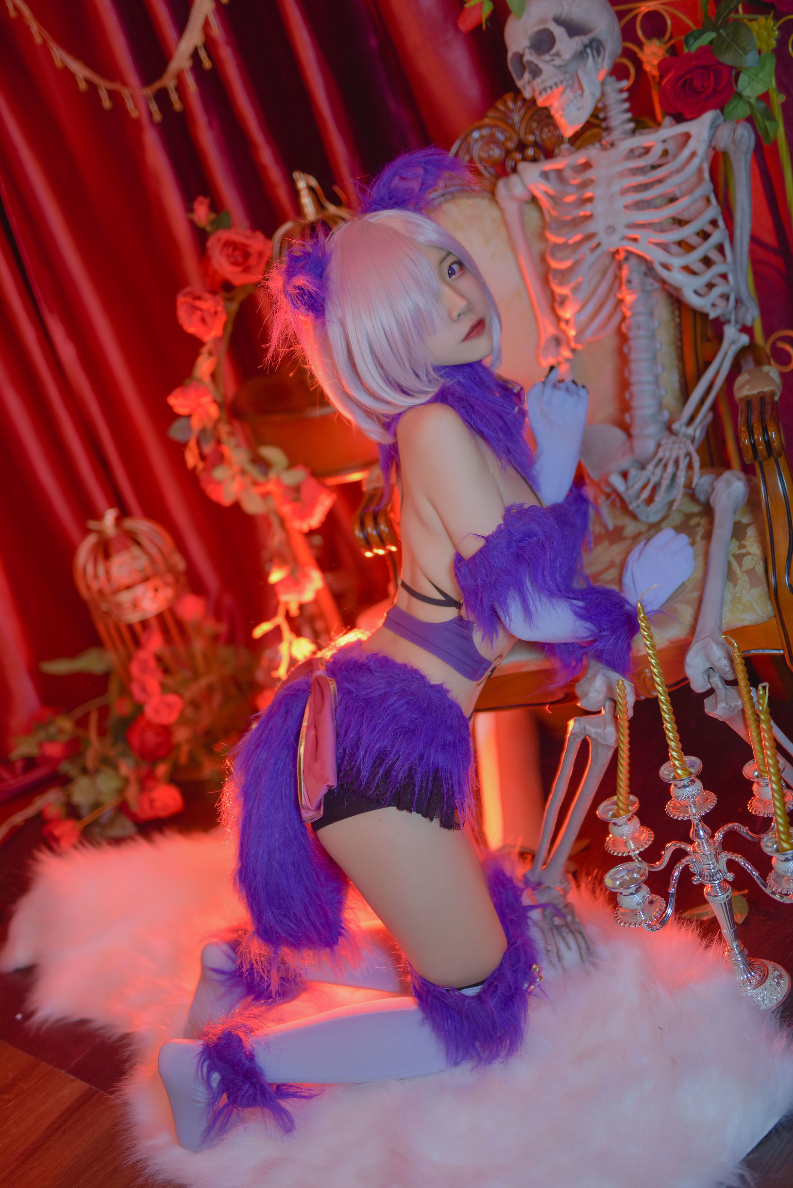 人気のコスプレイヤー エルザ・ニサのFateマシュハロウィン