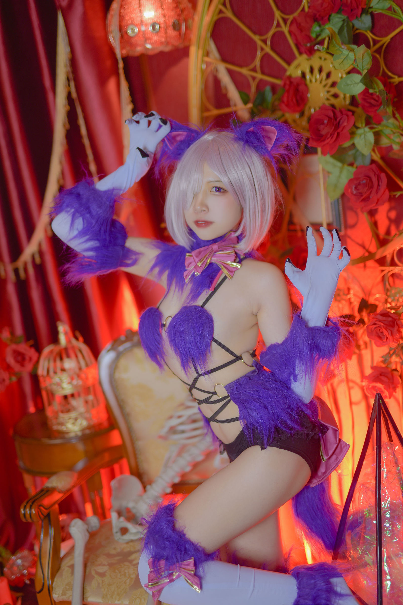 人気のコスプレイヤー エルザ・ニサのFateマシュハロウィン