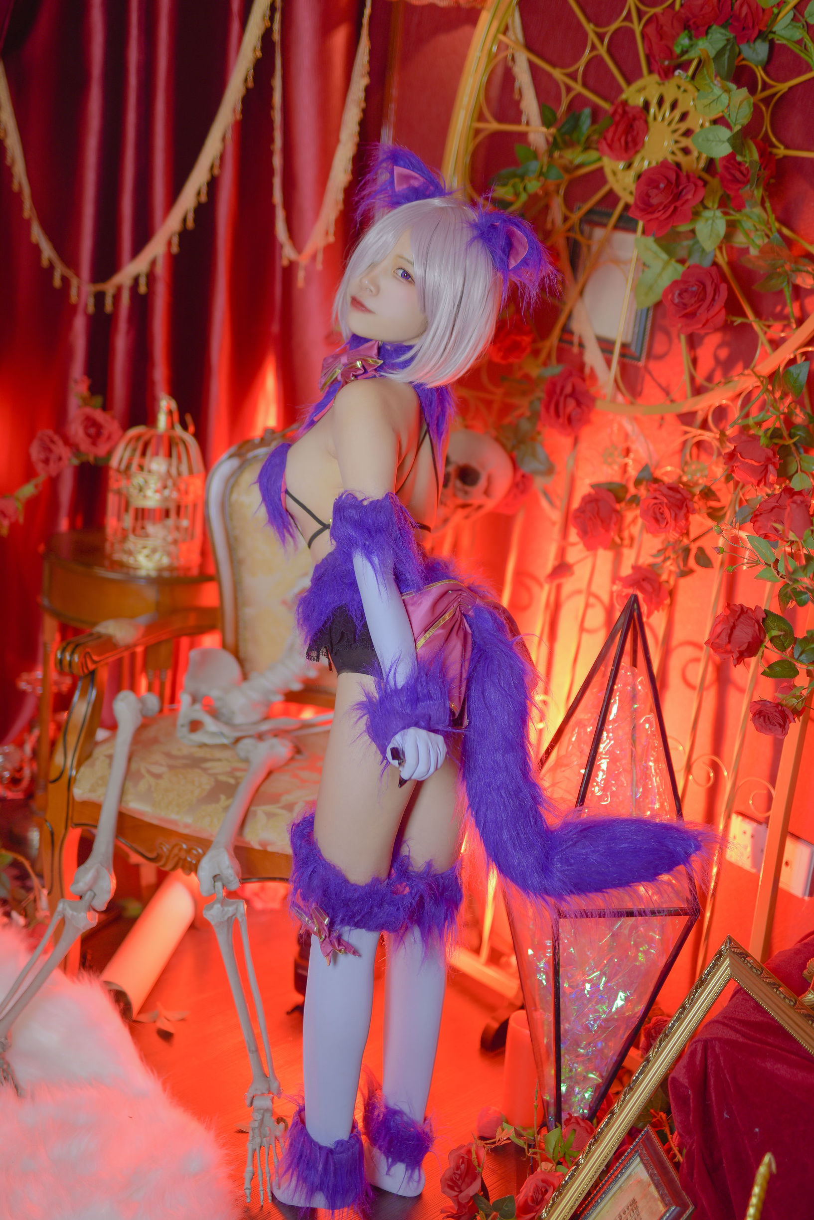 人気のコスプレイヤー エルザ・ニサのFateマシュハロウィン