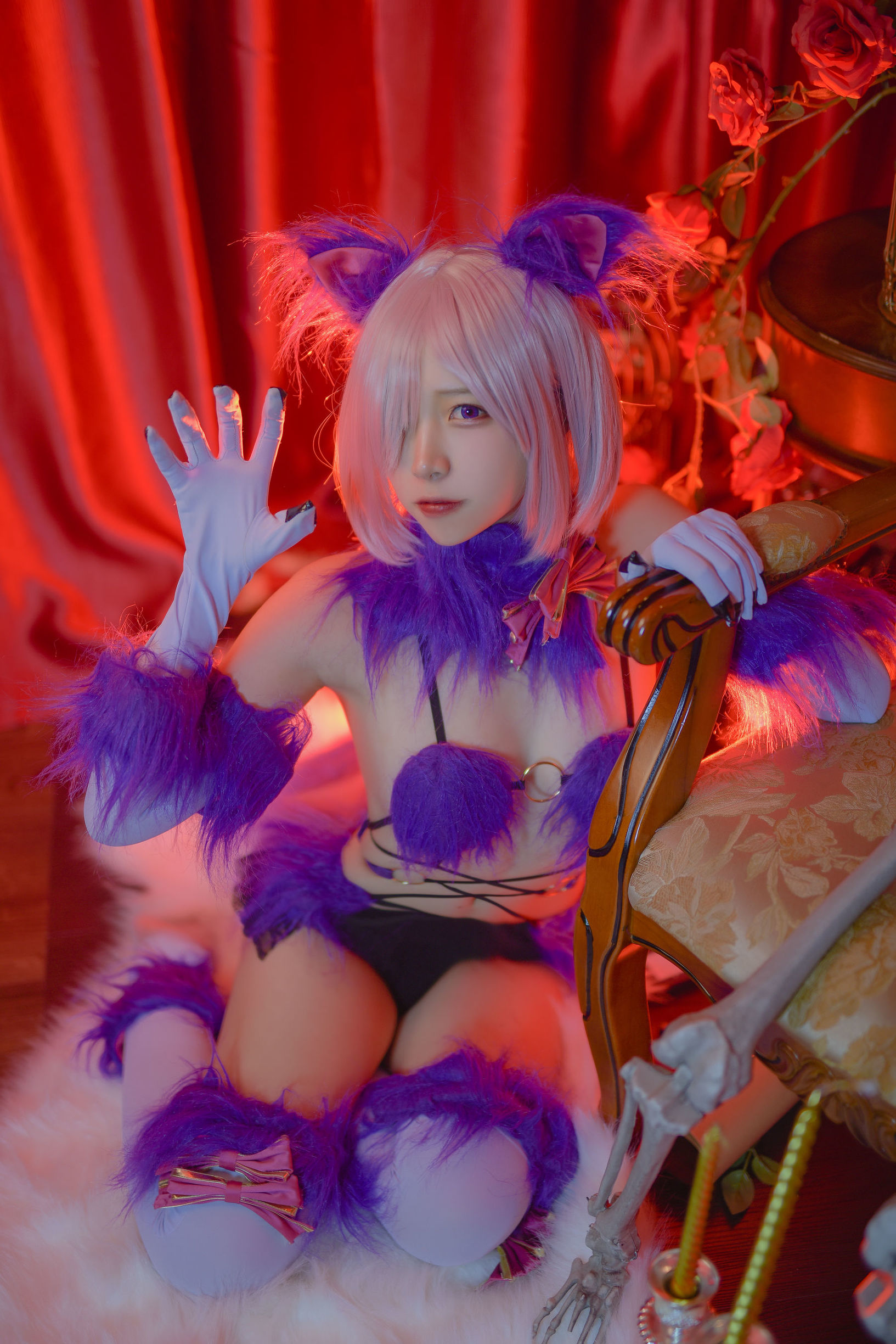 人気のコスプレイヤー エルザ・ニサのFateマシュハロウィン