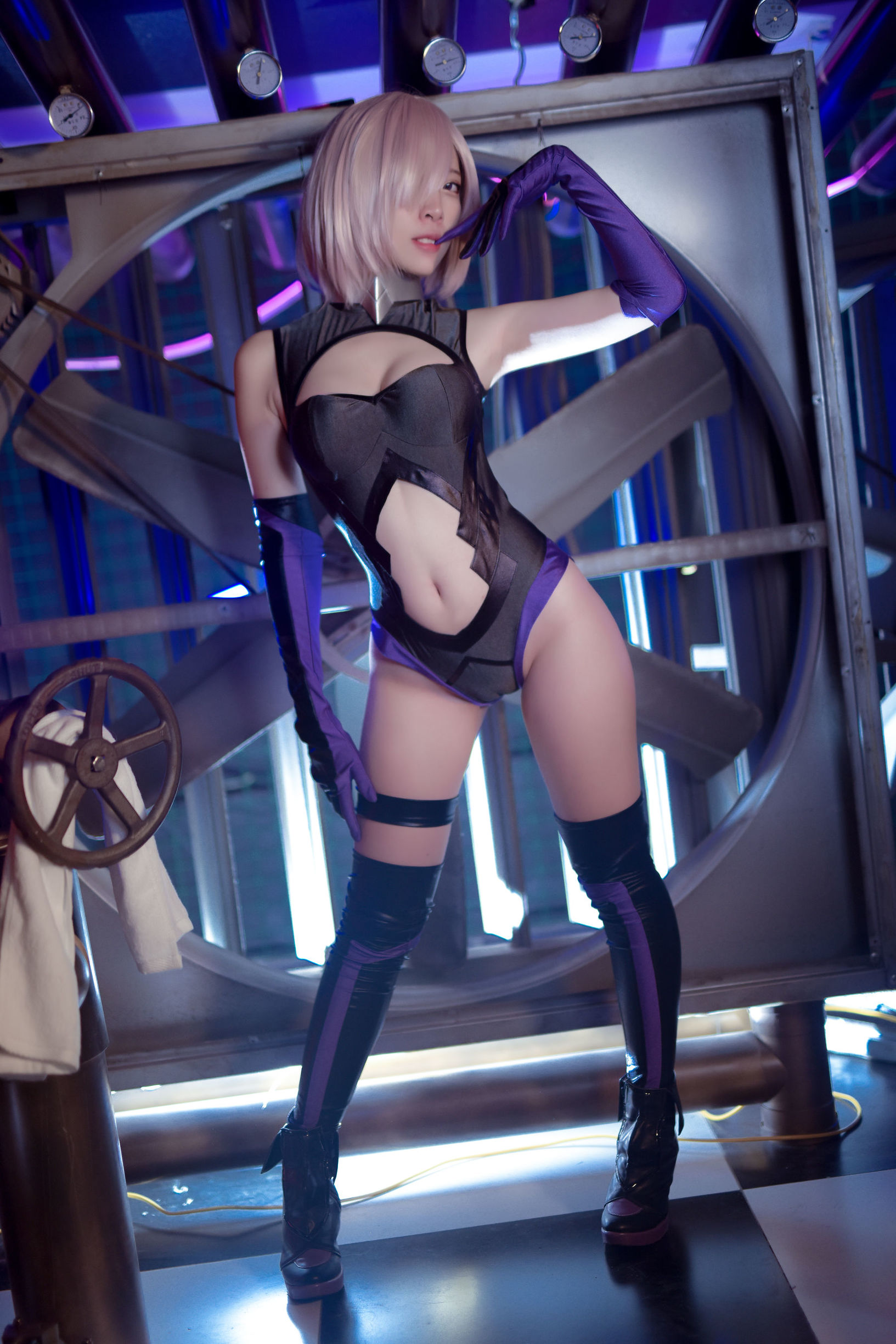 人気のコスプレイヤー 二佐 ニサ Fate マシュ 個人訓練