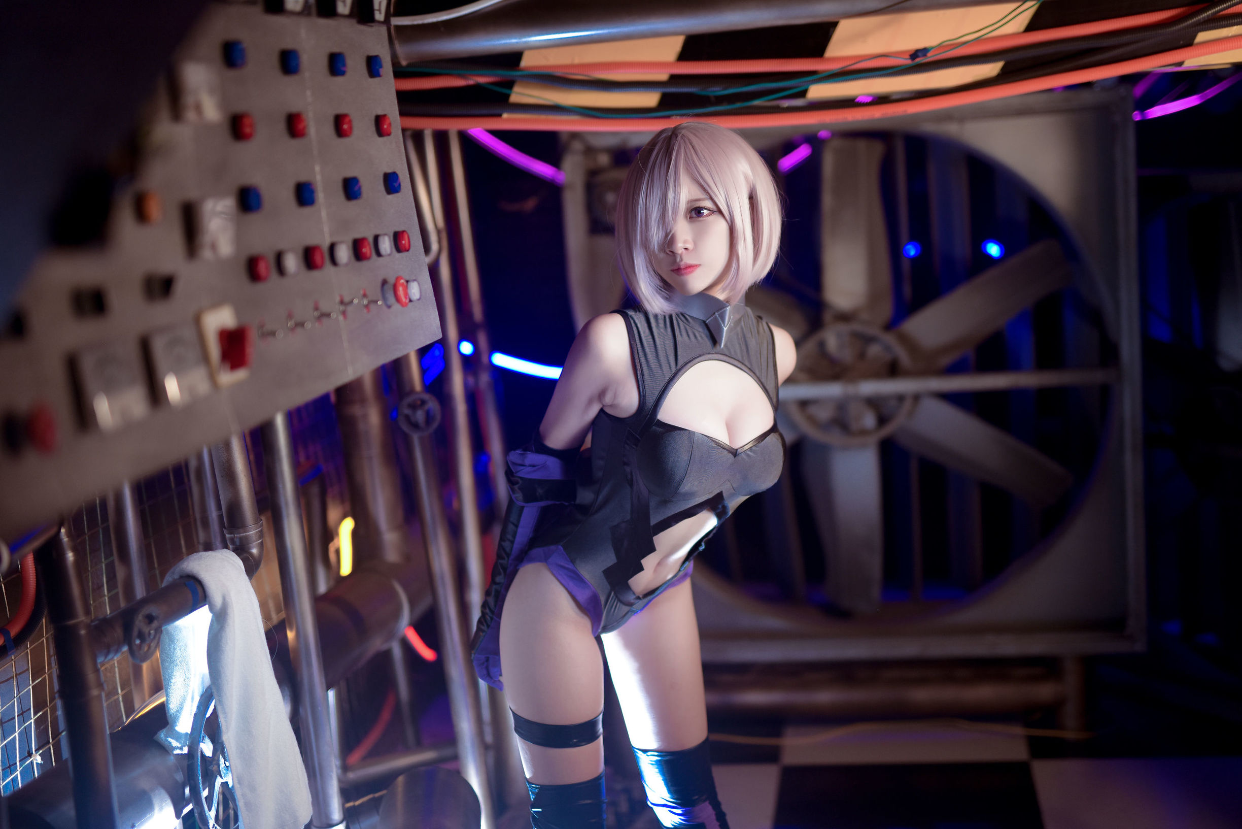 Coser nổi tiếng Erza Nisa Fate Mashu huấn luyện cá nhân