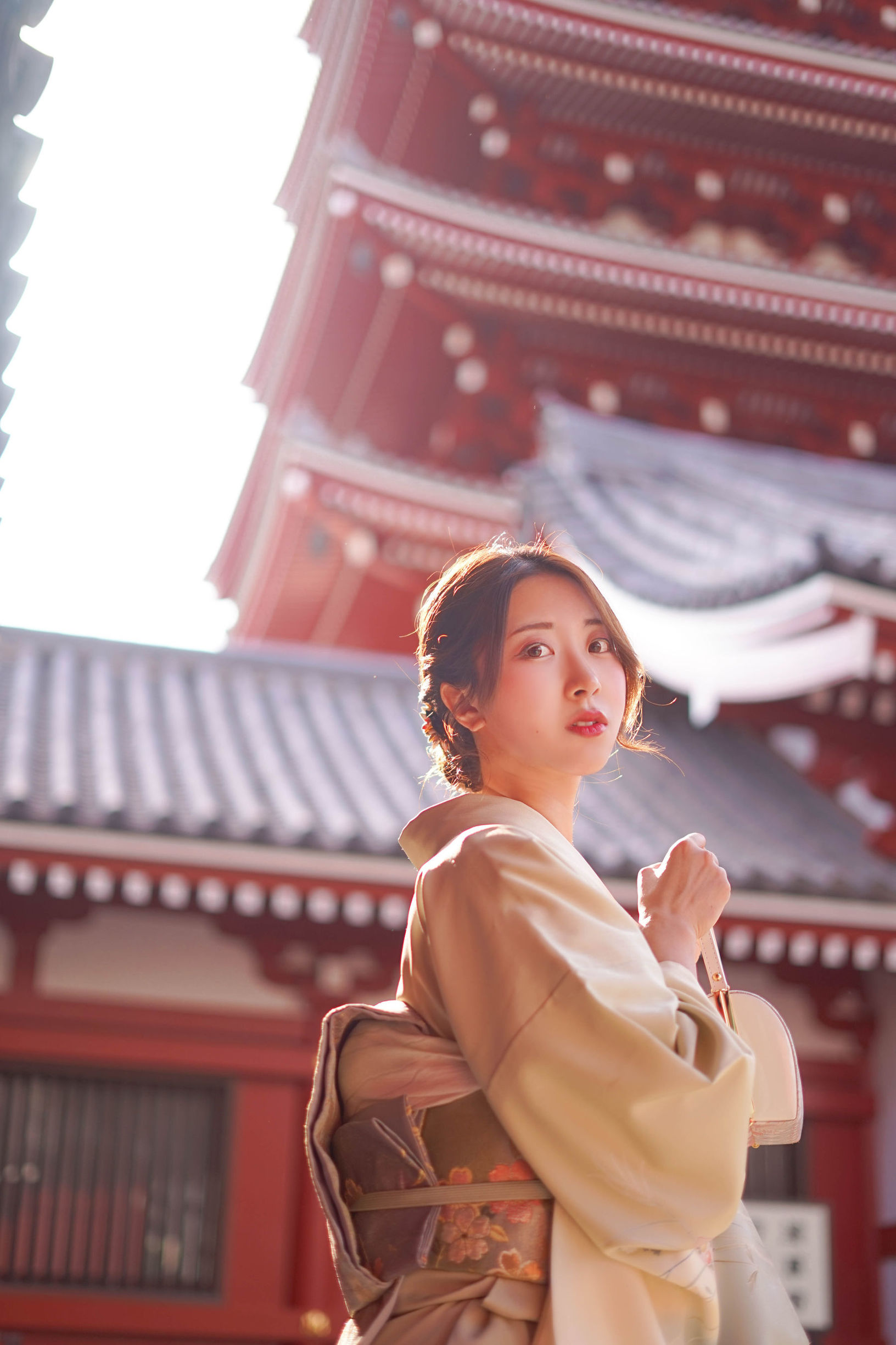 Coser nổi tiếng Kurokawa và kimono