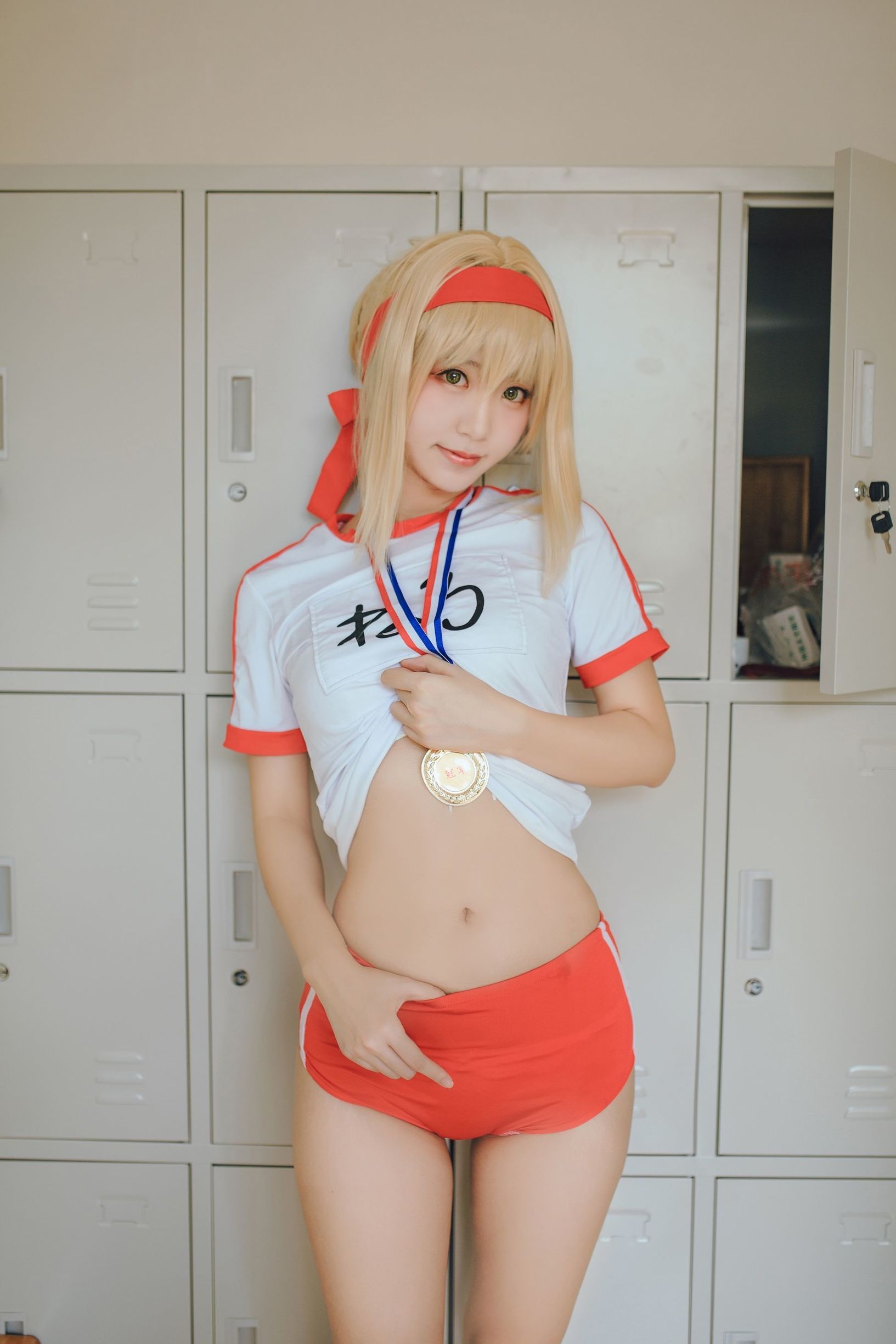 Coser Nổi tiếng Hắc Xuyên Nê Rô