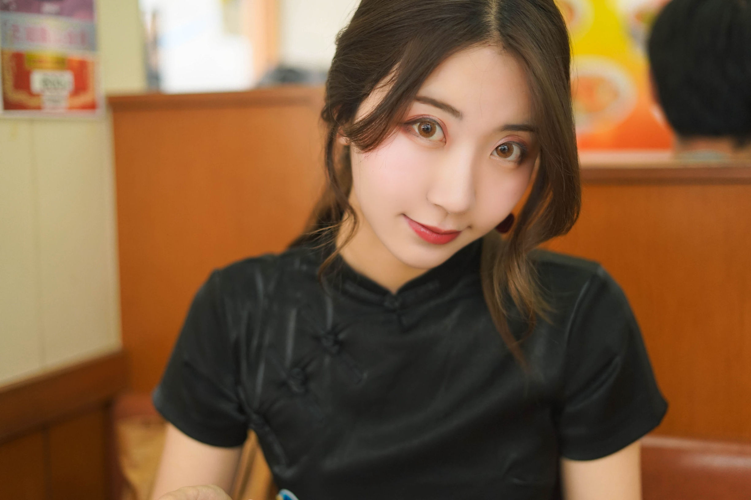 인기 코서 흑천 치파오