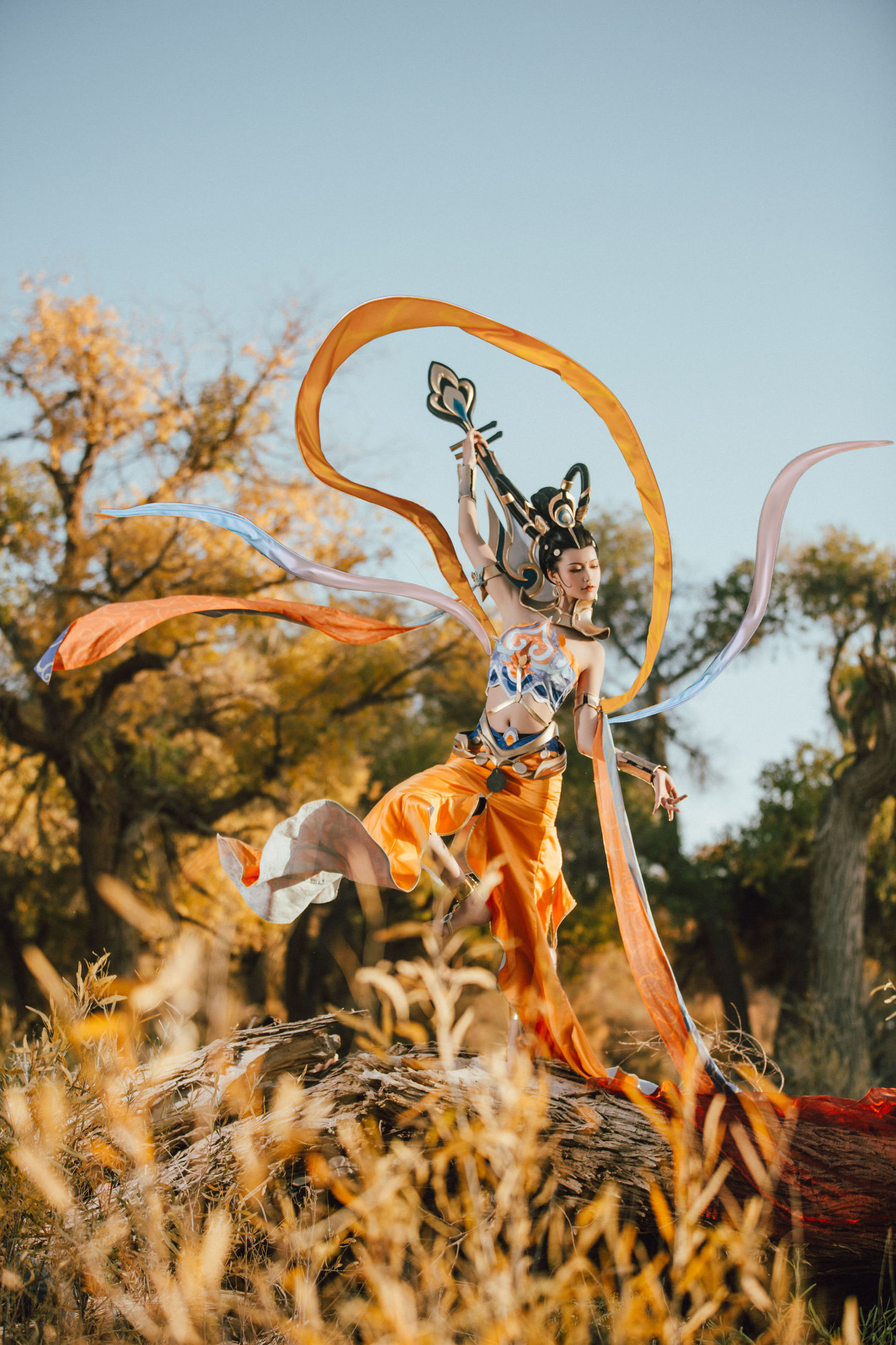 Popular coser Qi Gu'er MIKI from Honor of Kings as Yang Yuhuan