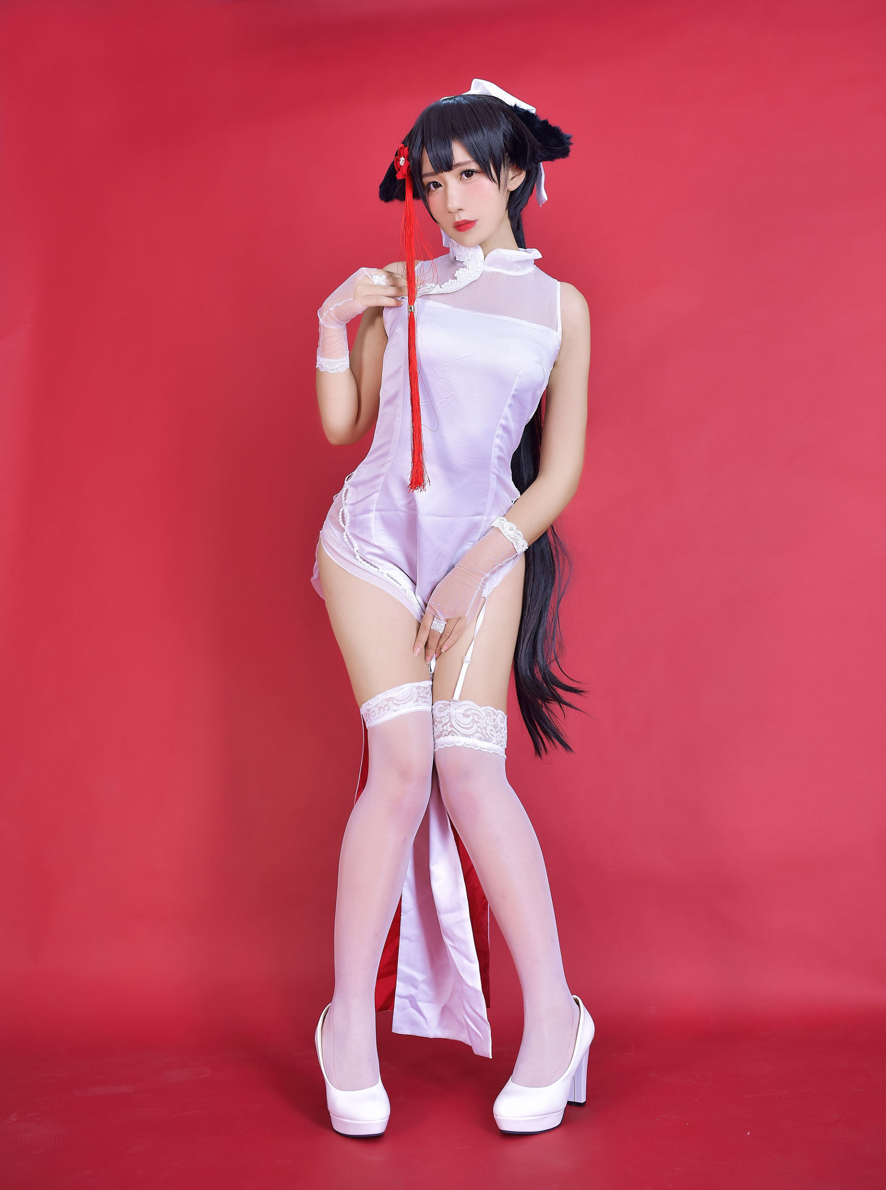 Anime blogger Jiuqu Jean, Azur Lane, Qipao