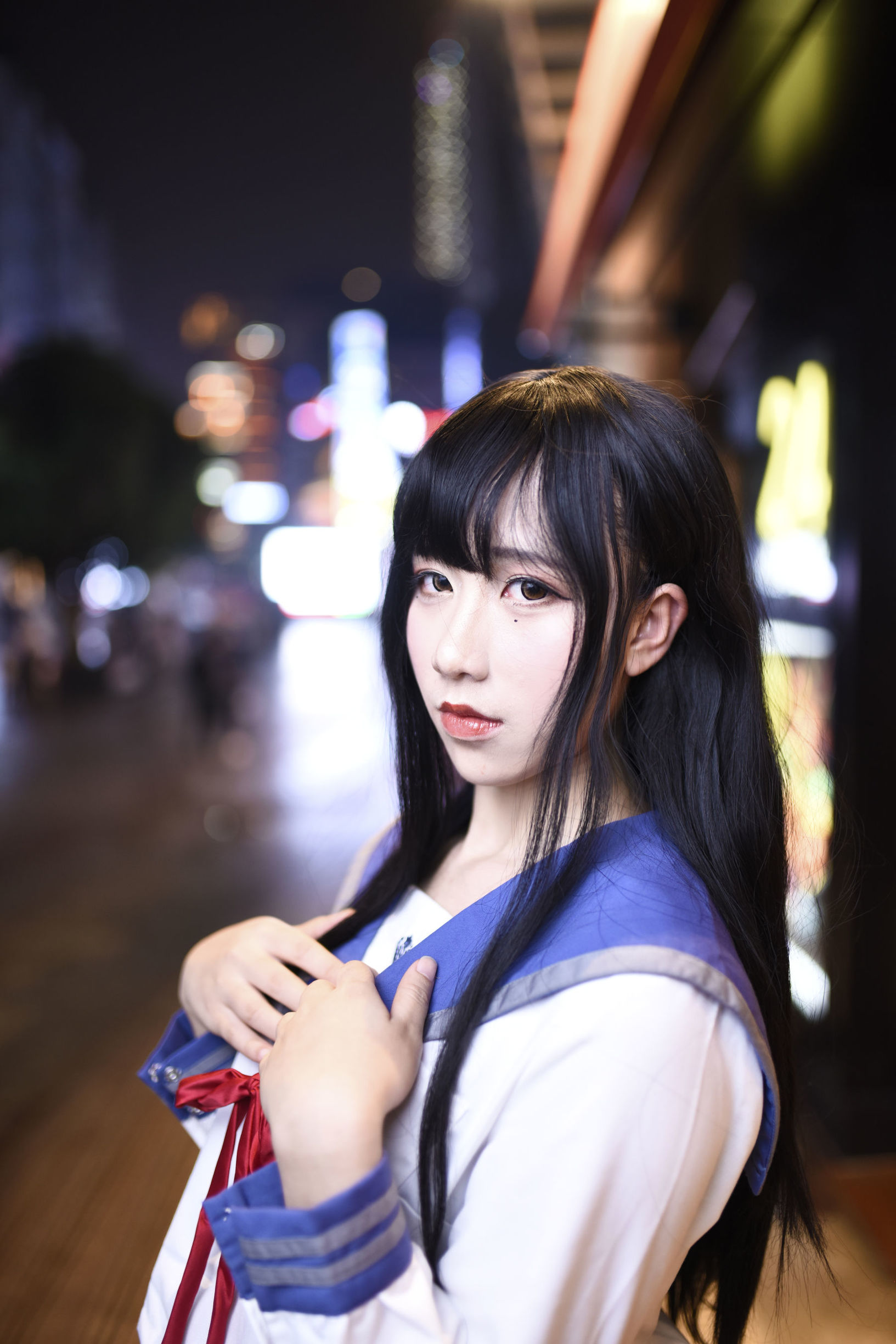 Blogger anime Cửu Khúc Jean JK đồng phục