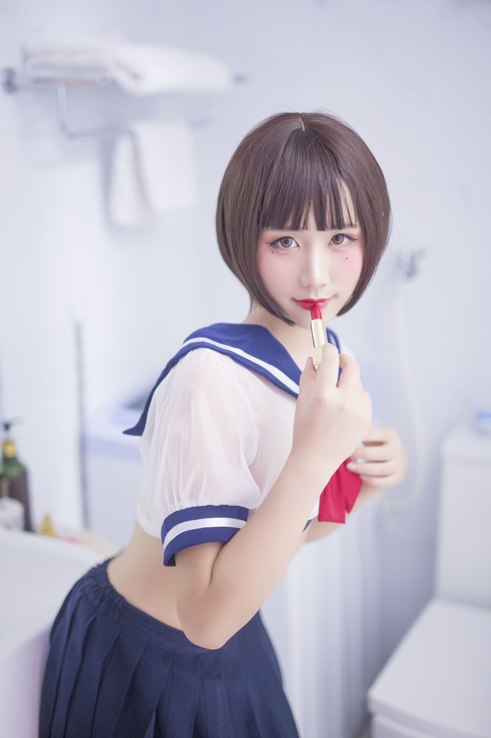 動漫博主九曲吉恩JK透明制服