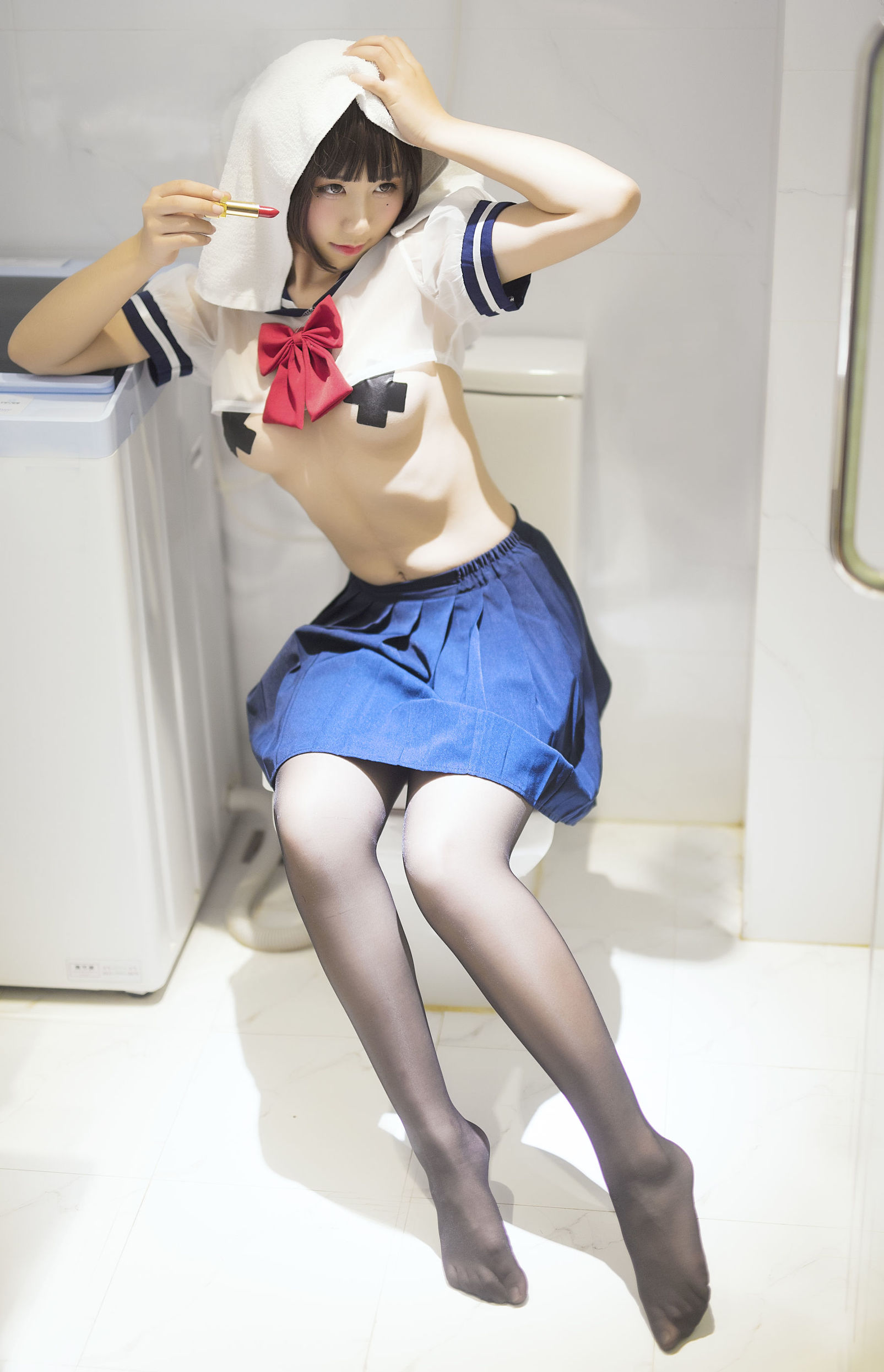 動漫博主九曲吉恩JK透明制服