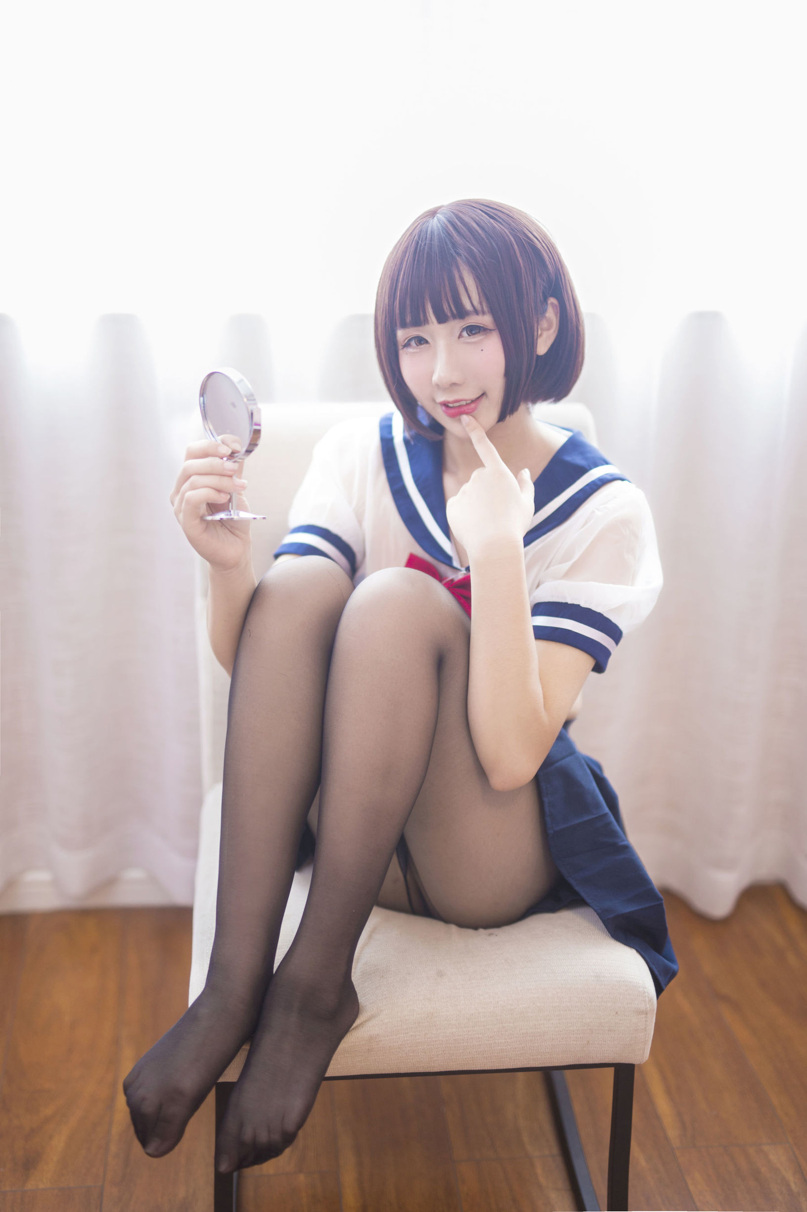 Anime blogger Jiu Qu Jean JK transparent uniform
