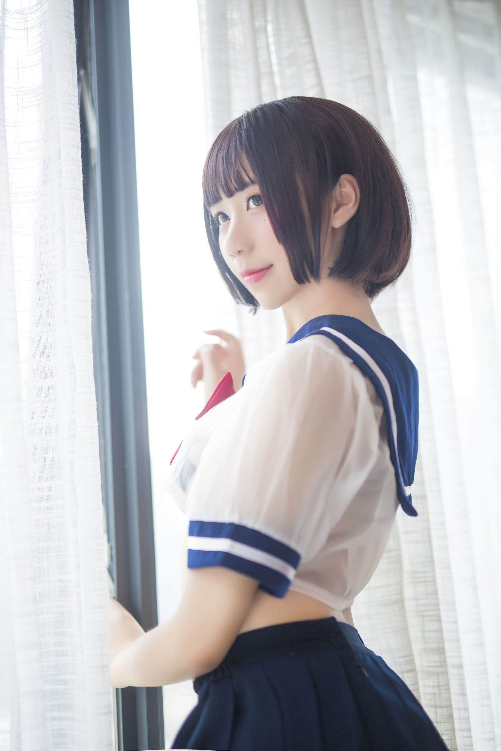 Anime blogger Jiu Qu Jean JK transparent uniform