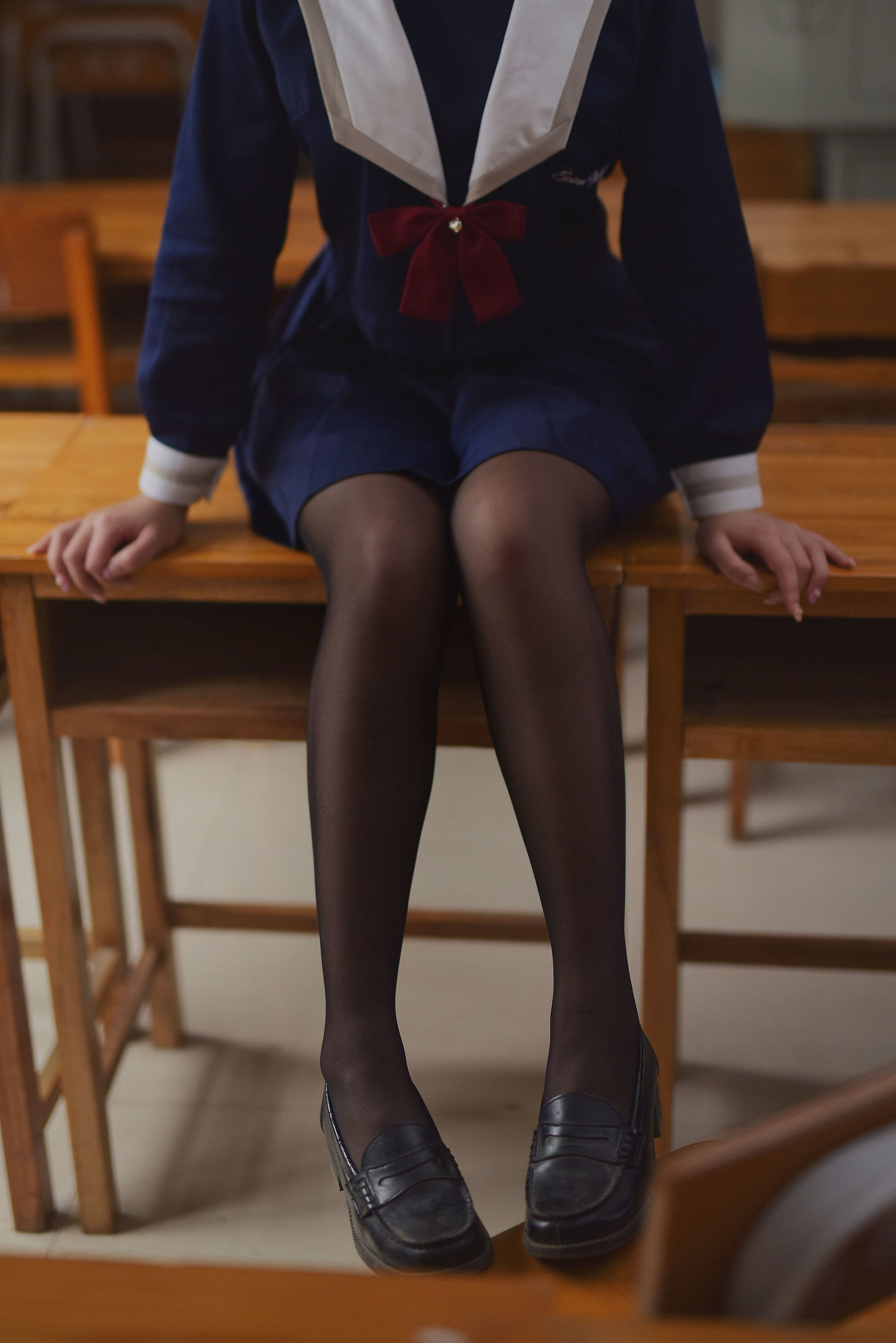 動漫博主九曲吉恩 JK露臍制服