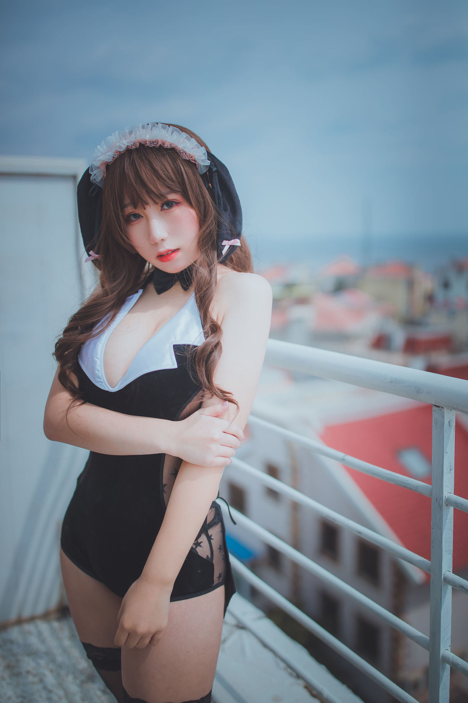 Blogger anime Từ Từ Từ Từ Loan, thỏ tai cụp