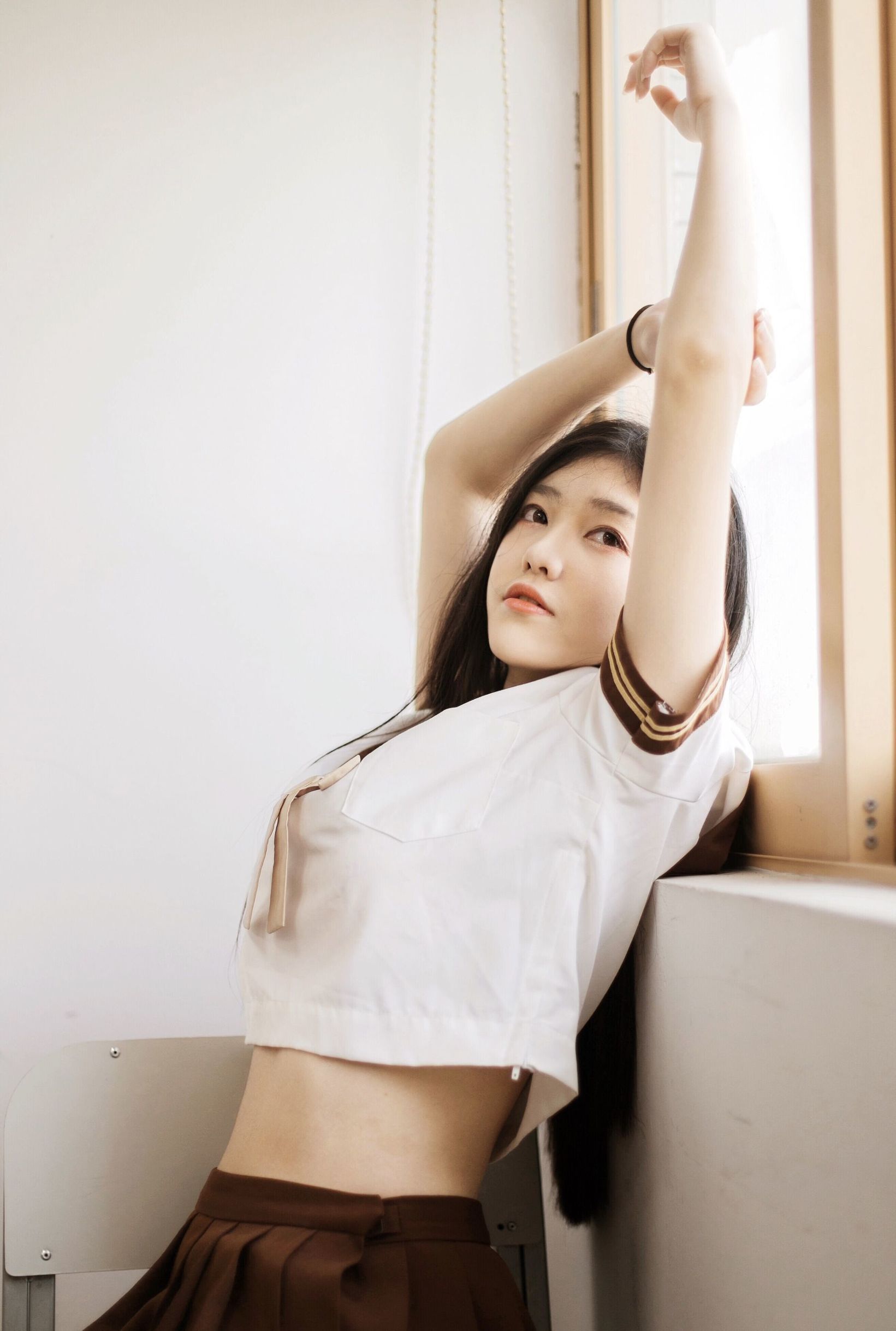 Anime blogger Nan Tao Momoko sexy JK