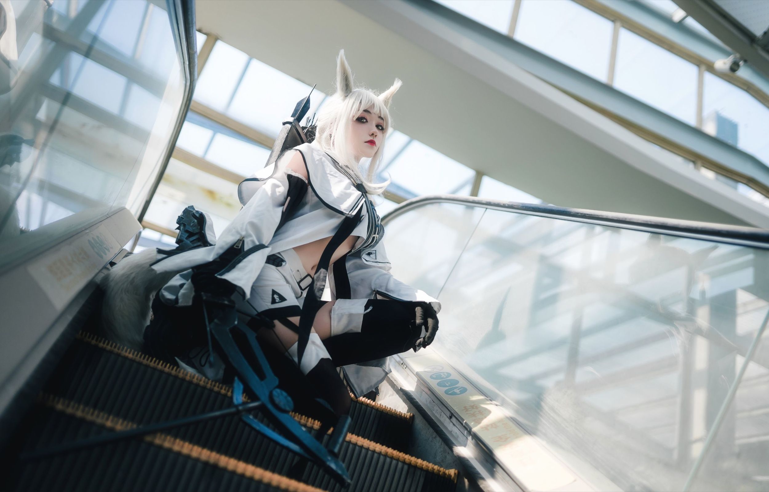 Anime blogger Nan Tao Momoko Platinum Uniform