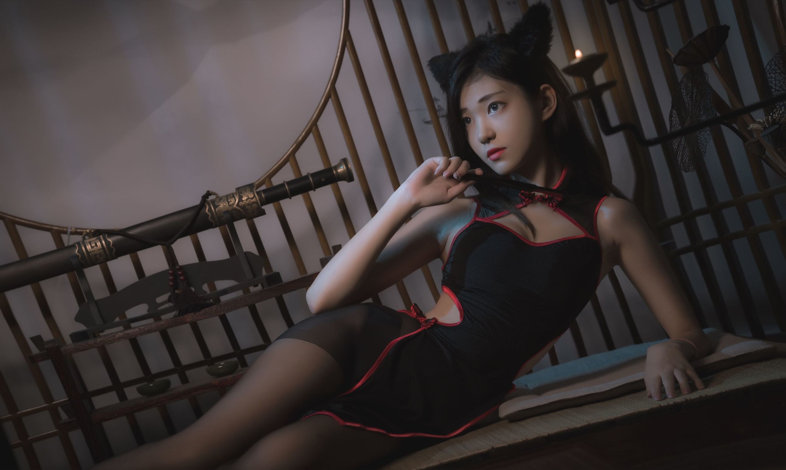 Blogger anime Nam Đào Momoko qipao đen