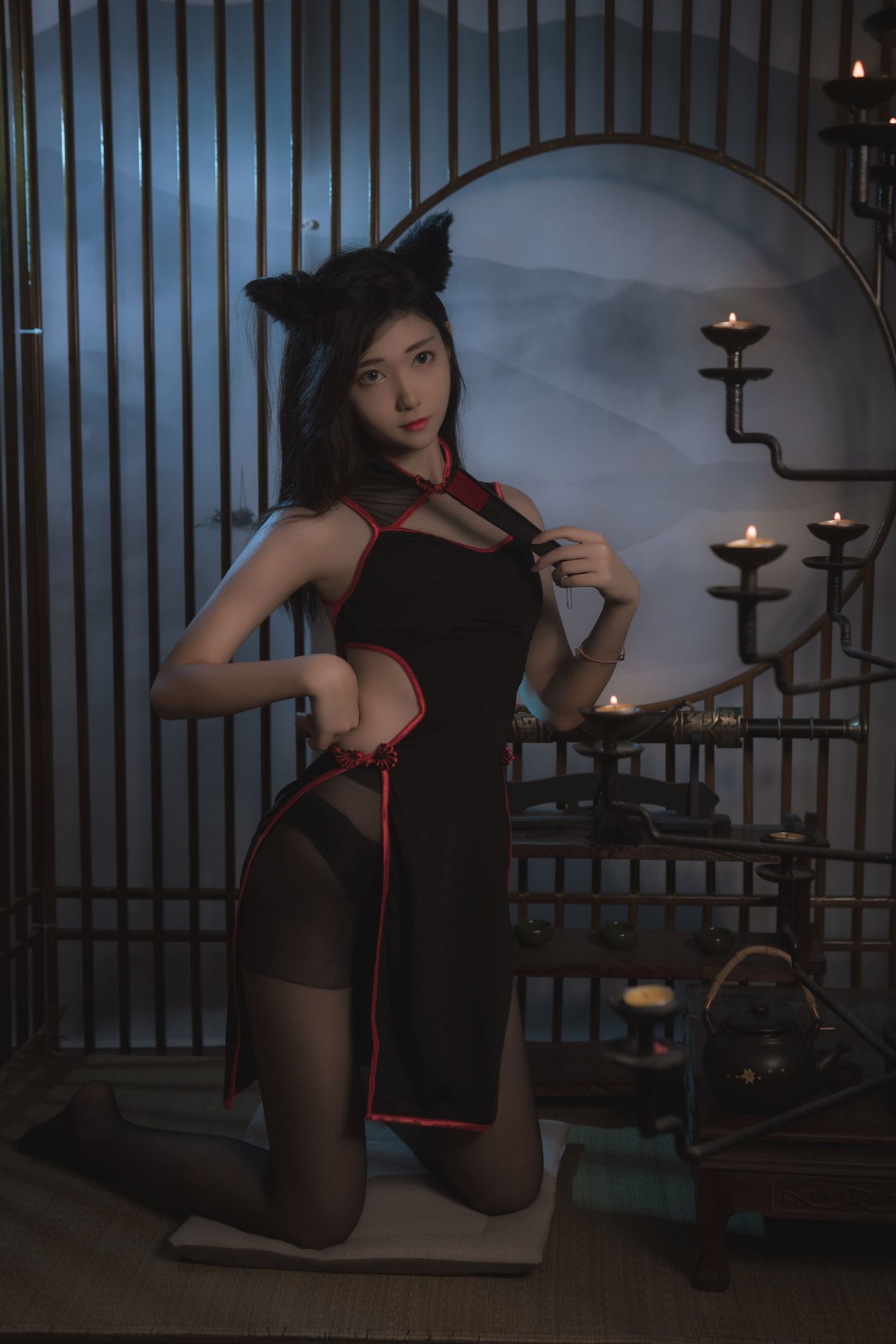 Blogger anime Nam Đào Momoko qipao đen