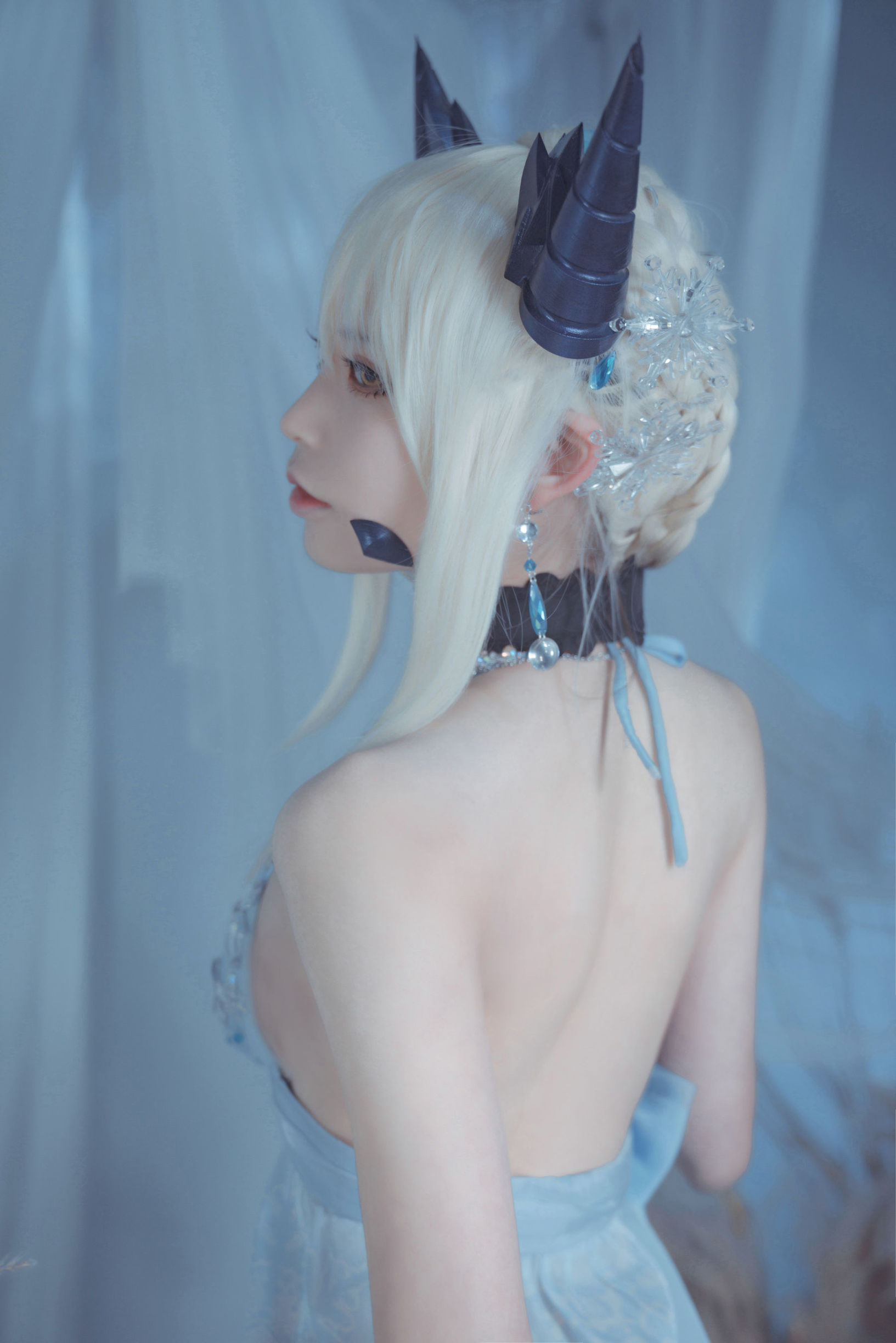 Anime Blogger Ai Laoshi PhD, Hei Qiang Dai, Royal Frosting