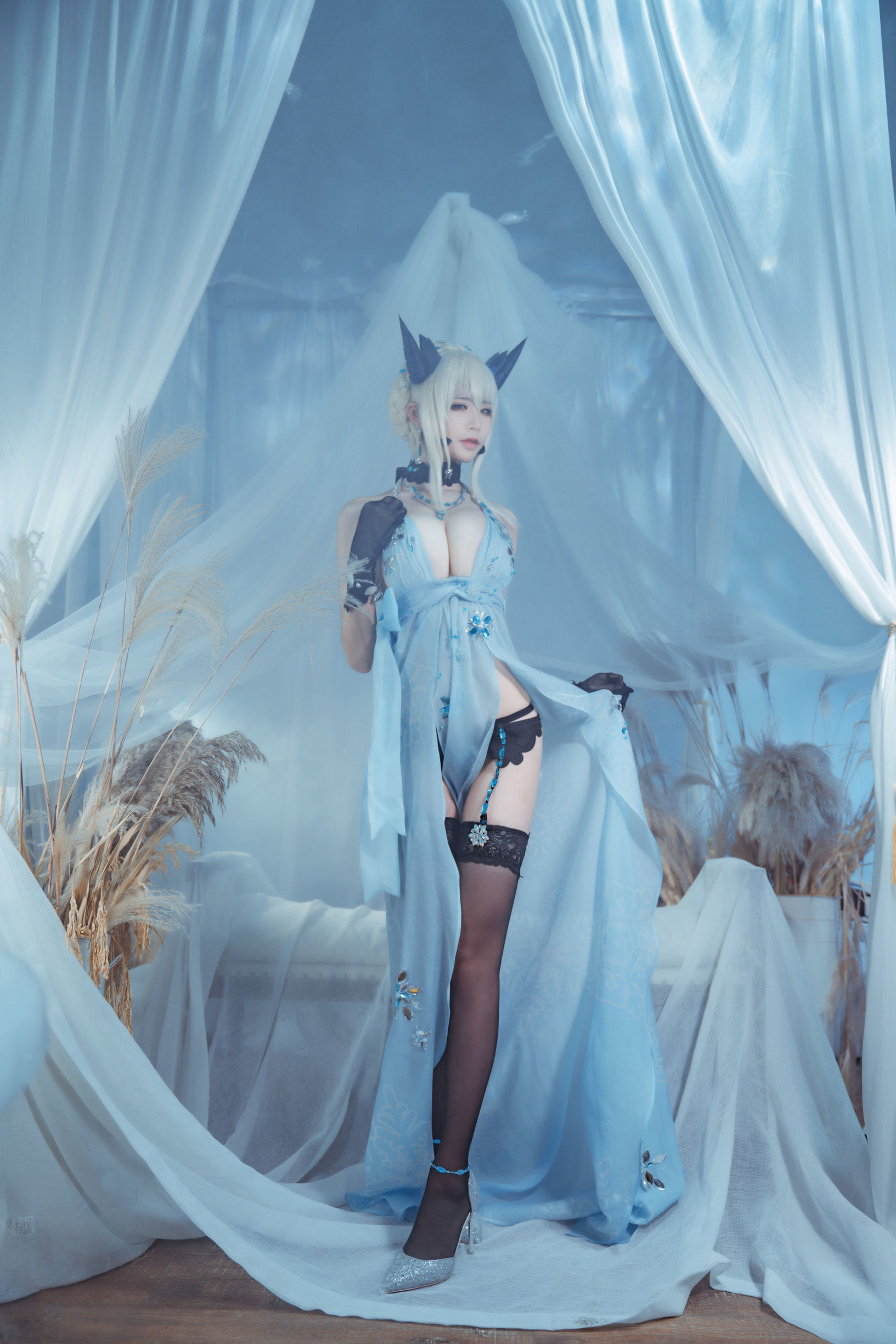 Anime Blogger Ai Laoshi PhD, Hei Qiang Dai, Royal Frosting