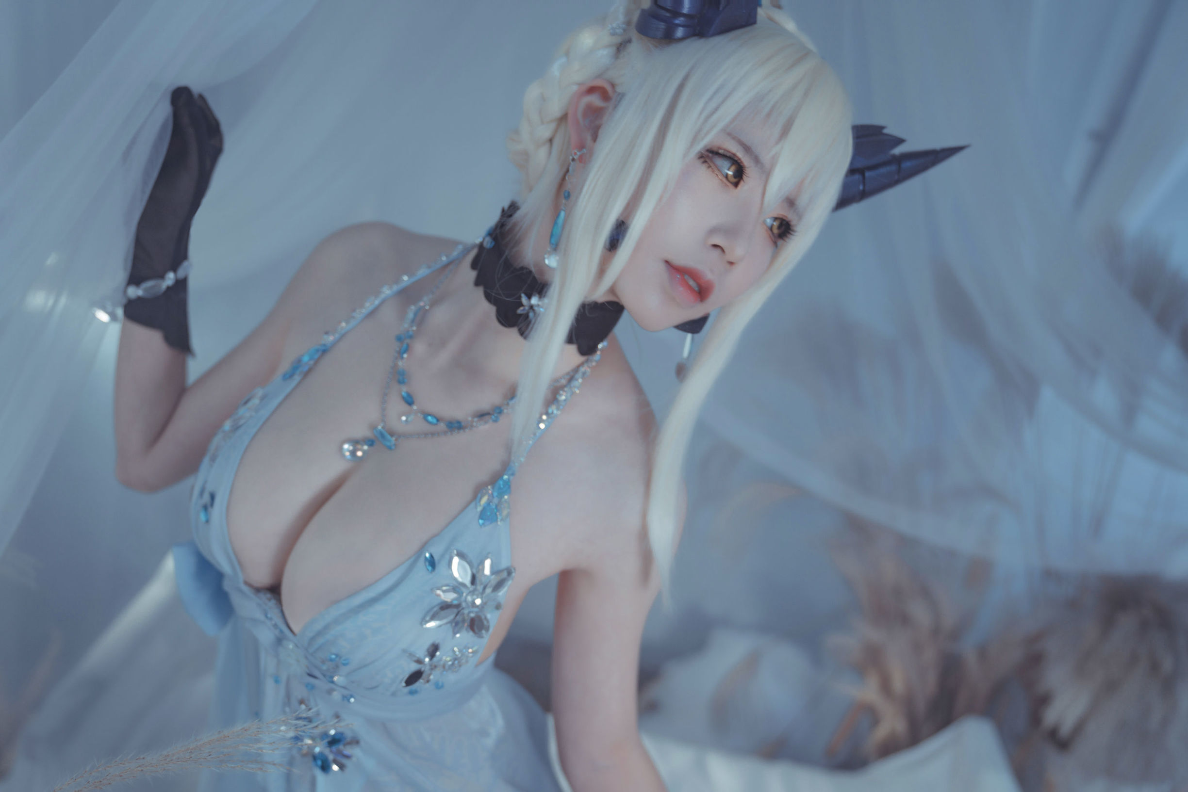 Anime Blogger Ai Laoshi PhD, Hei Qiang Dai, Royal Frosting