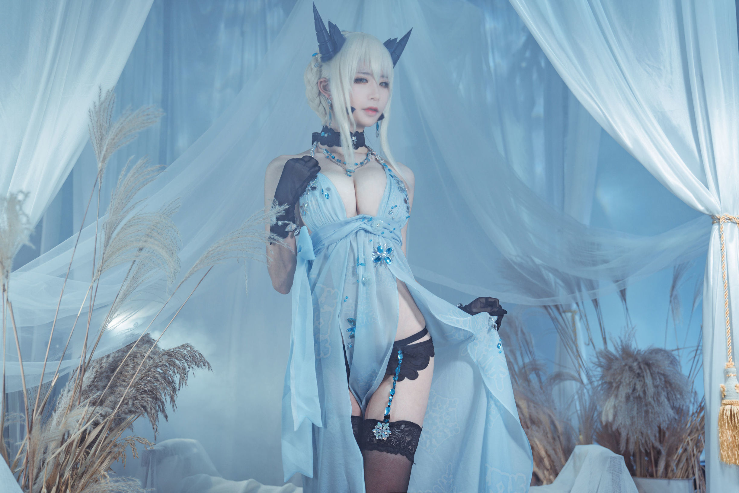 Anime Blogger Ai Laoshi PhD, Hei Qiang Dai, Royal Frosting