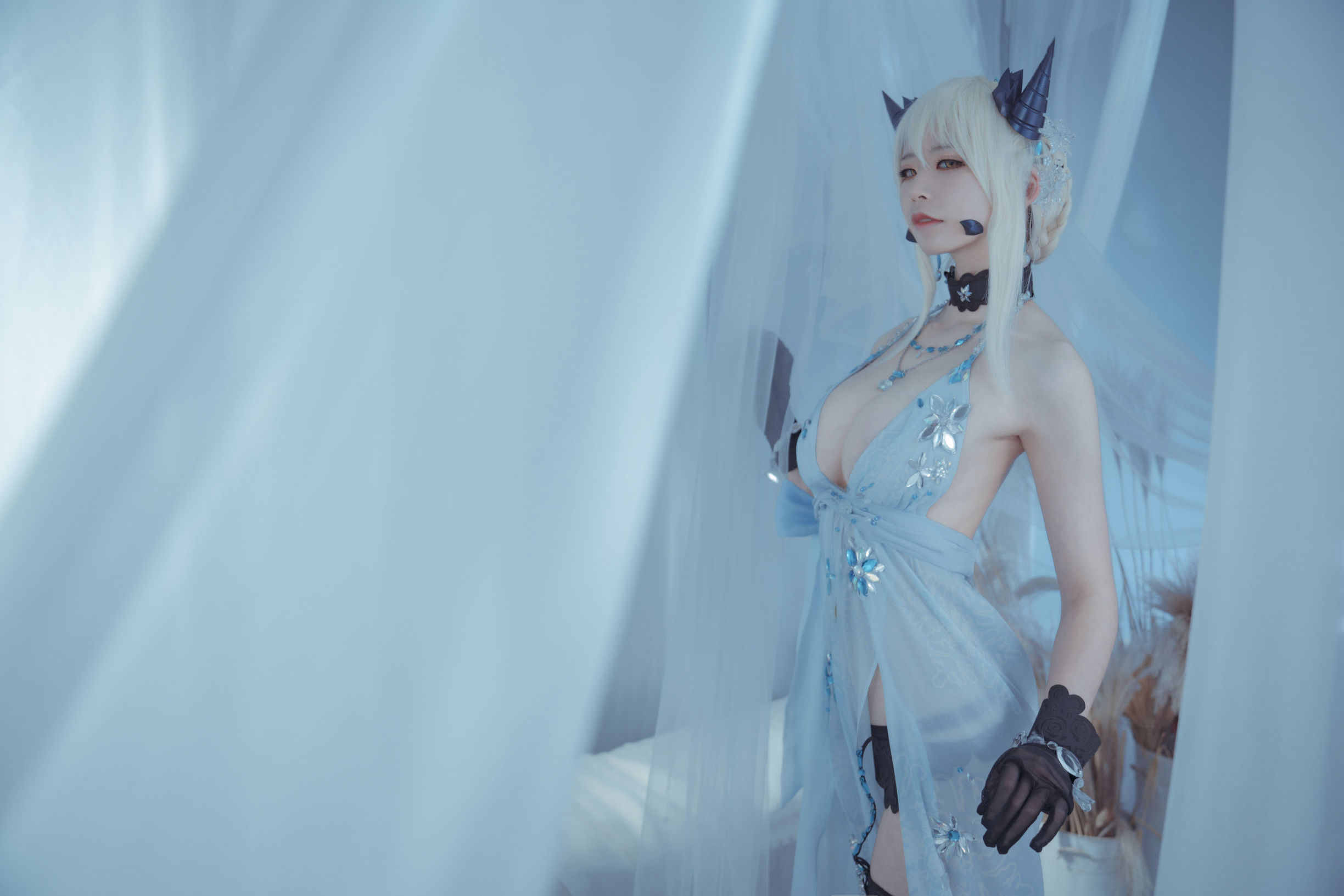 Anime Blogger Ai Laoshi PhD, Hei Qiang Dai, Royal Frosting