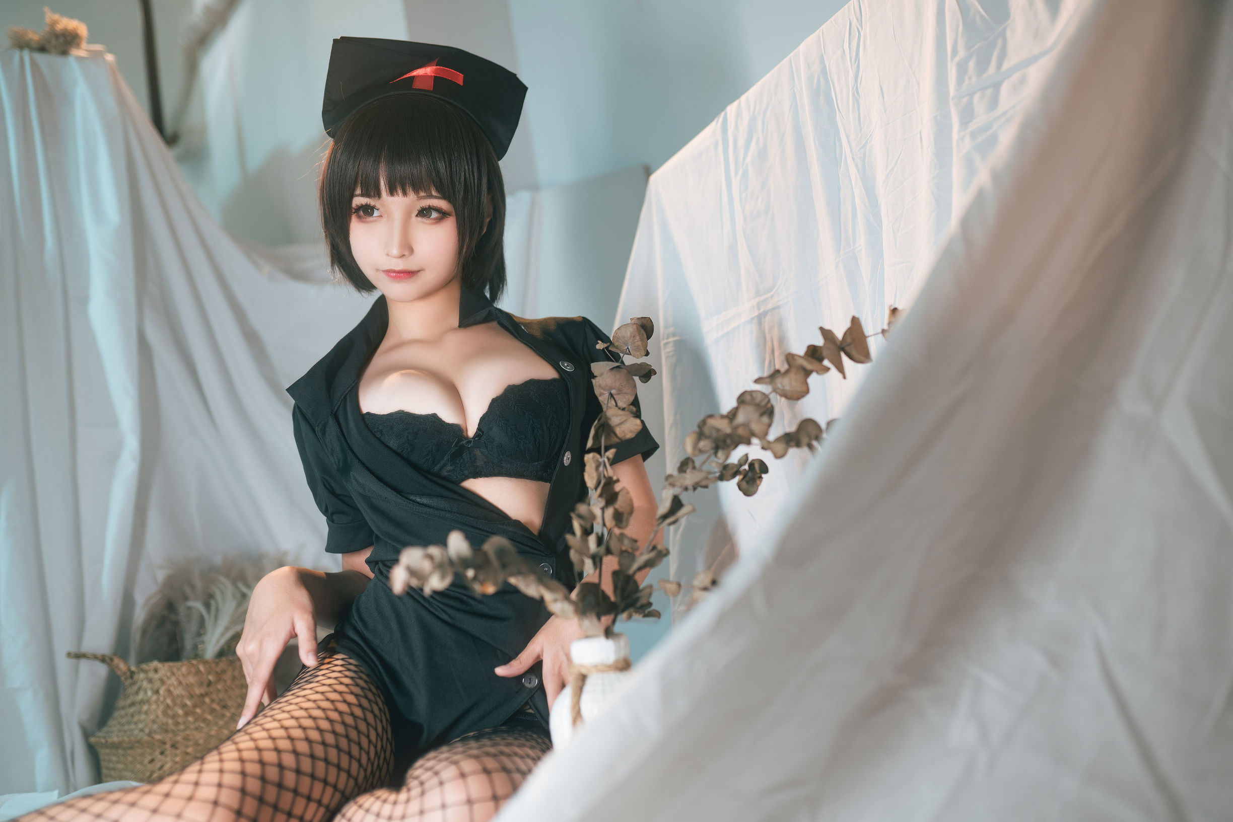 Anime Blogger Chun Mo Mo, Nurse Sister