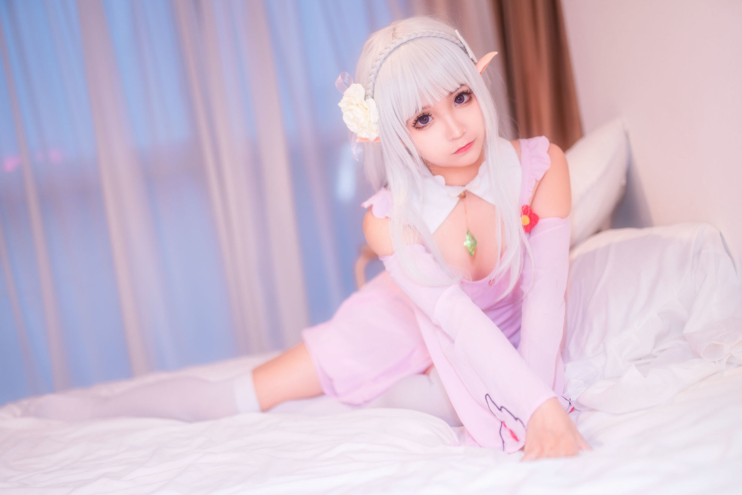 Blogger anime Chun Mo Mo, áo ngủ của Emilia