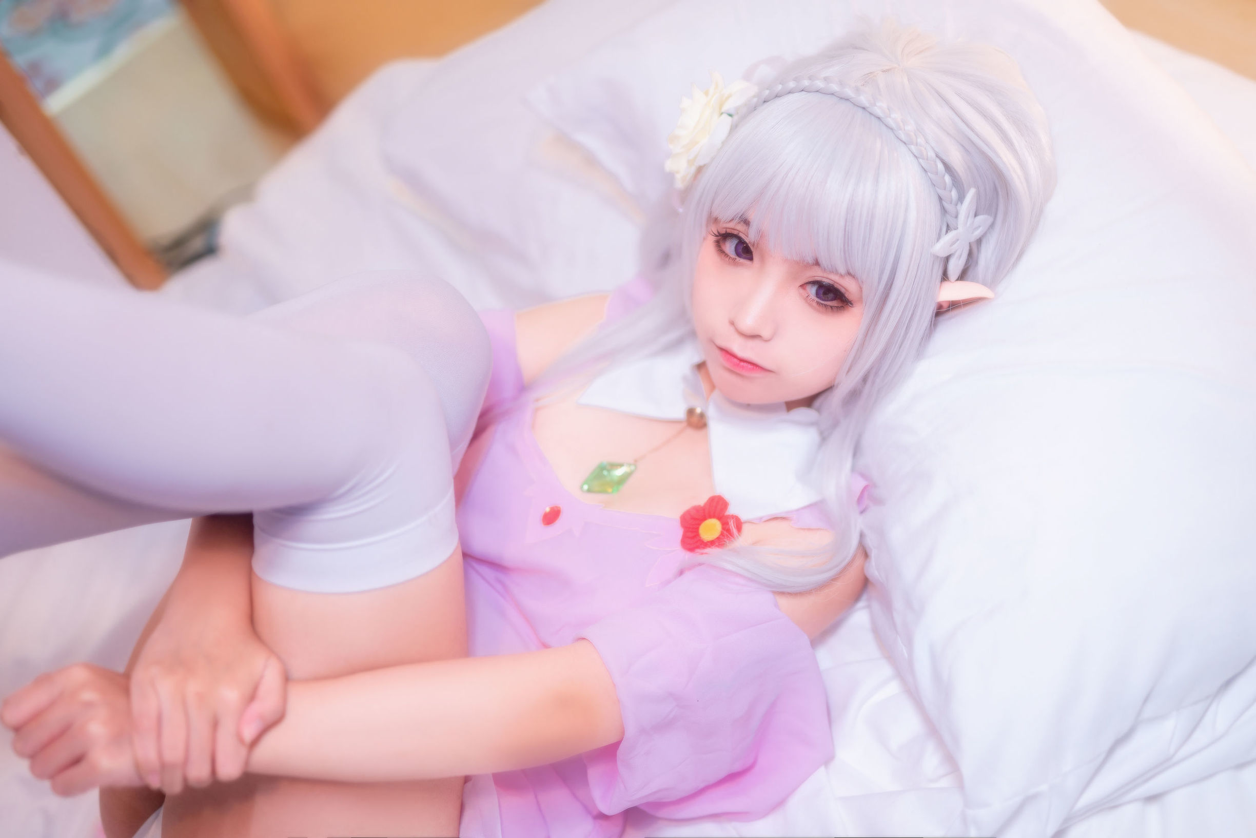 Blogger anime Chun Mo Mo, áo ngủ của Emilia
