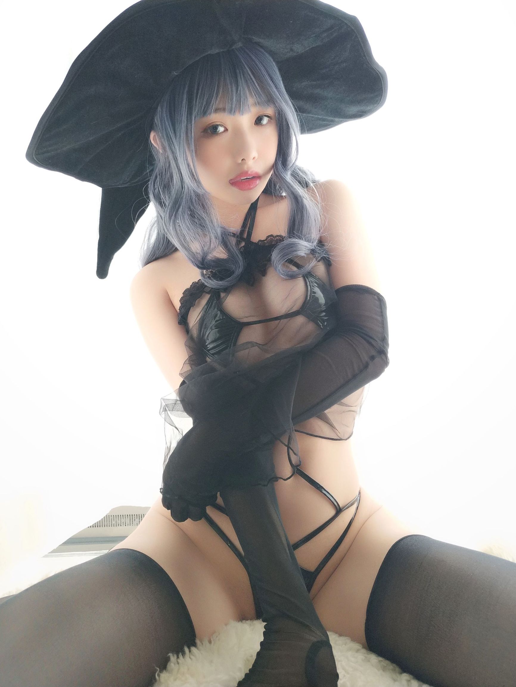 アニメブロガー ウェンメイ 魔女