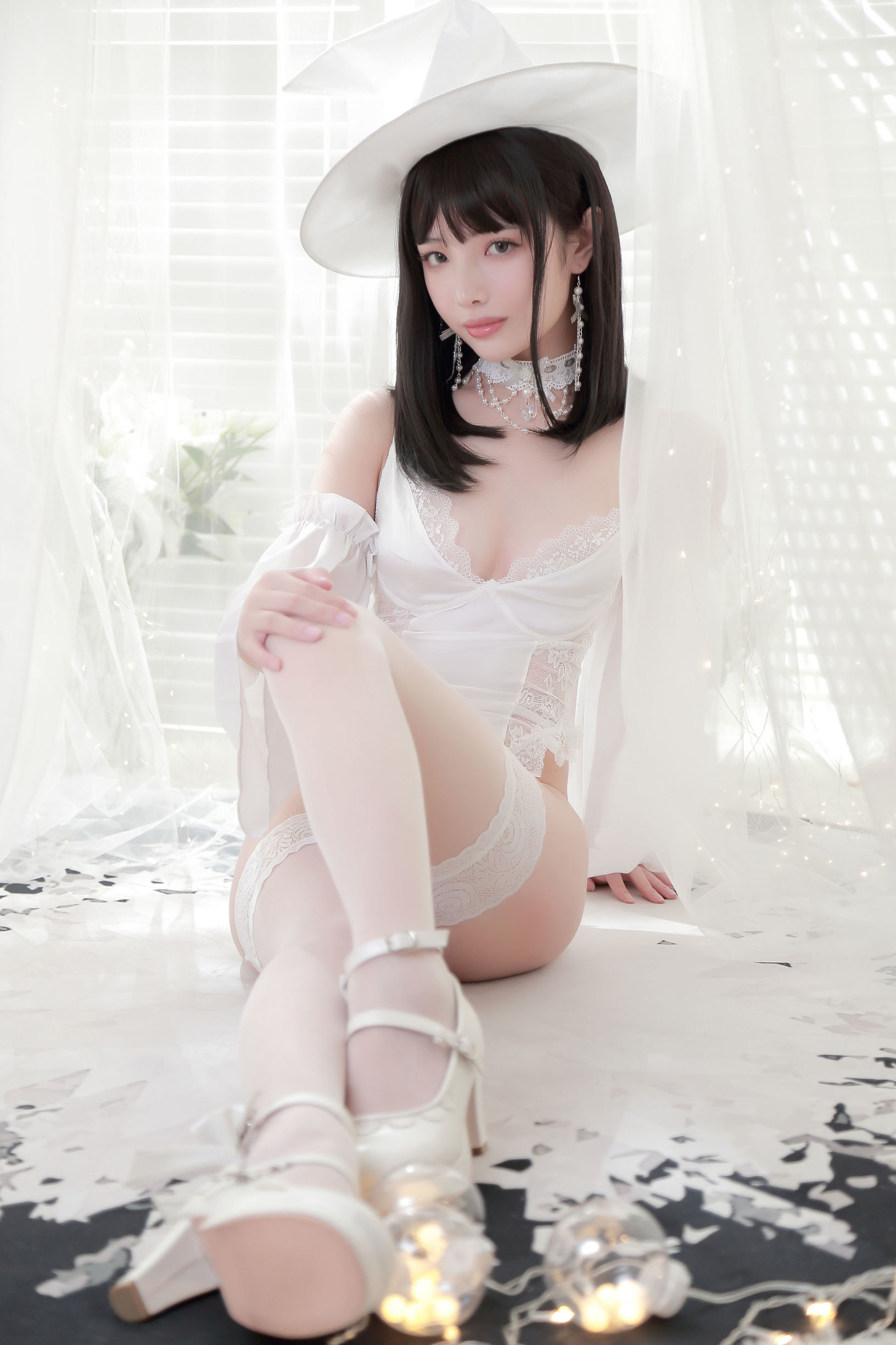 動漫博主雯妹 白女巫