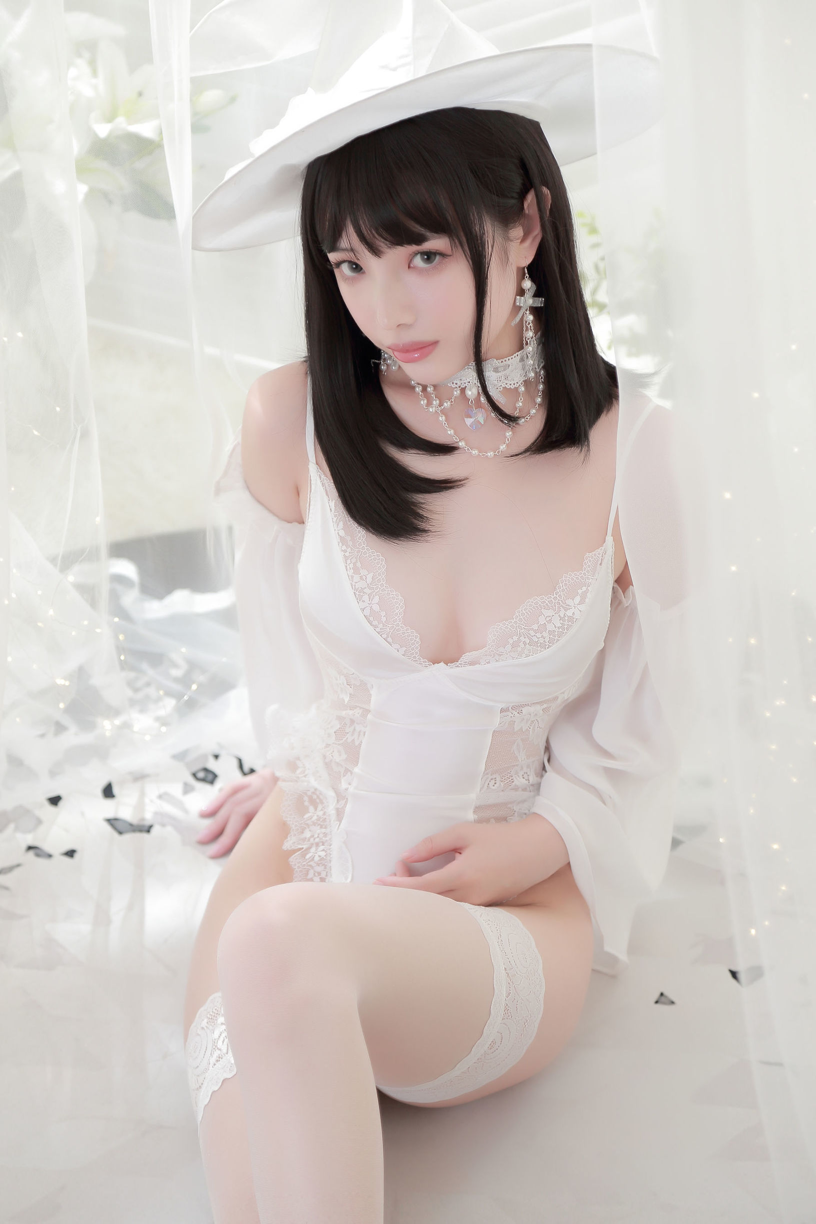 動漫博主雯妹 白女巫