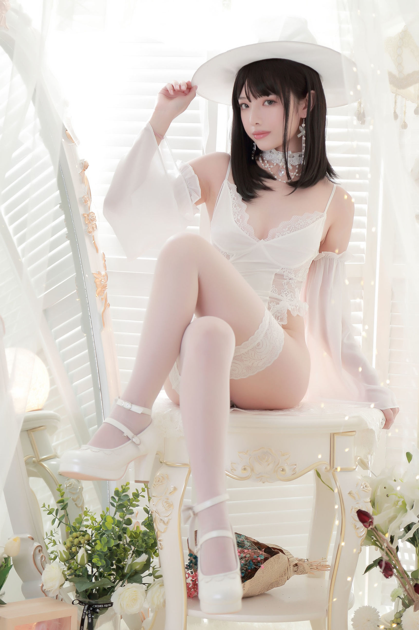 動漫博主雯妹 白女巫