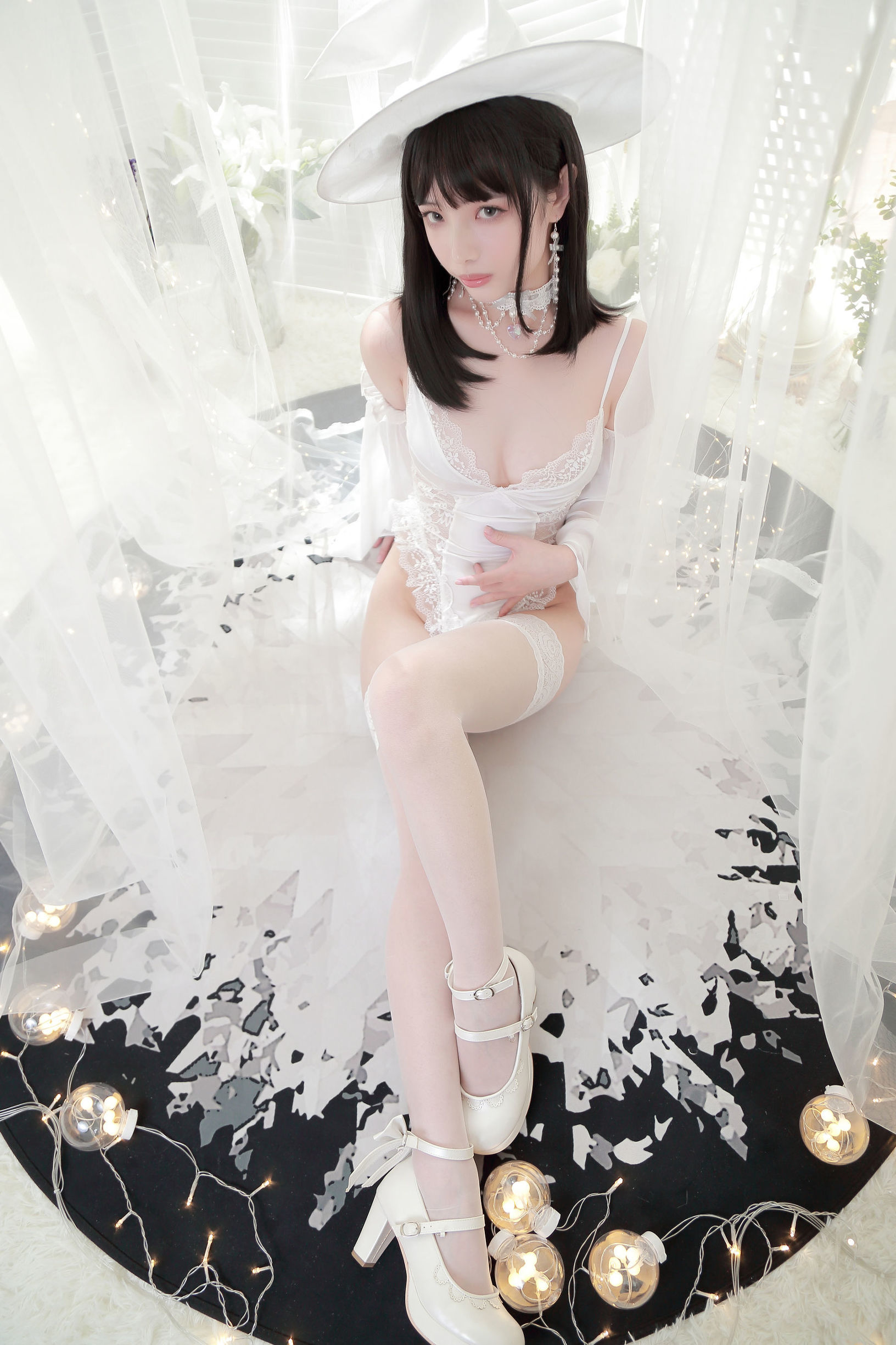 動漫博主雯妹 白女巫