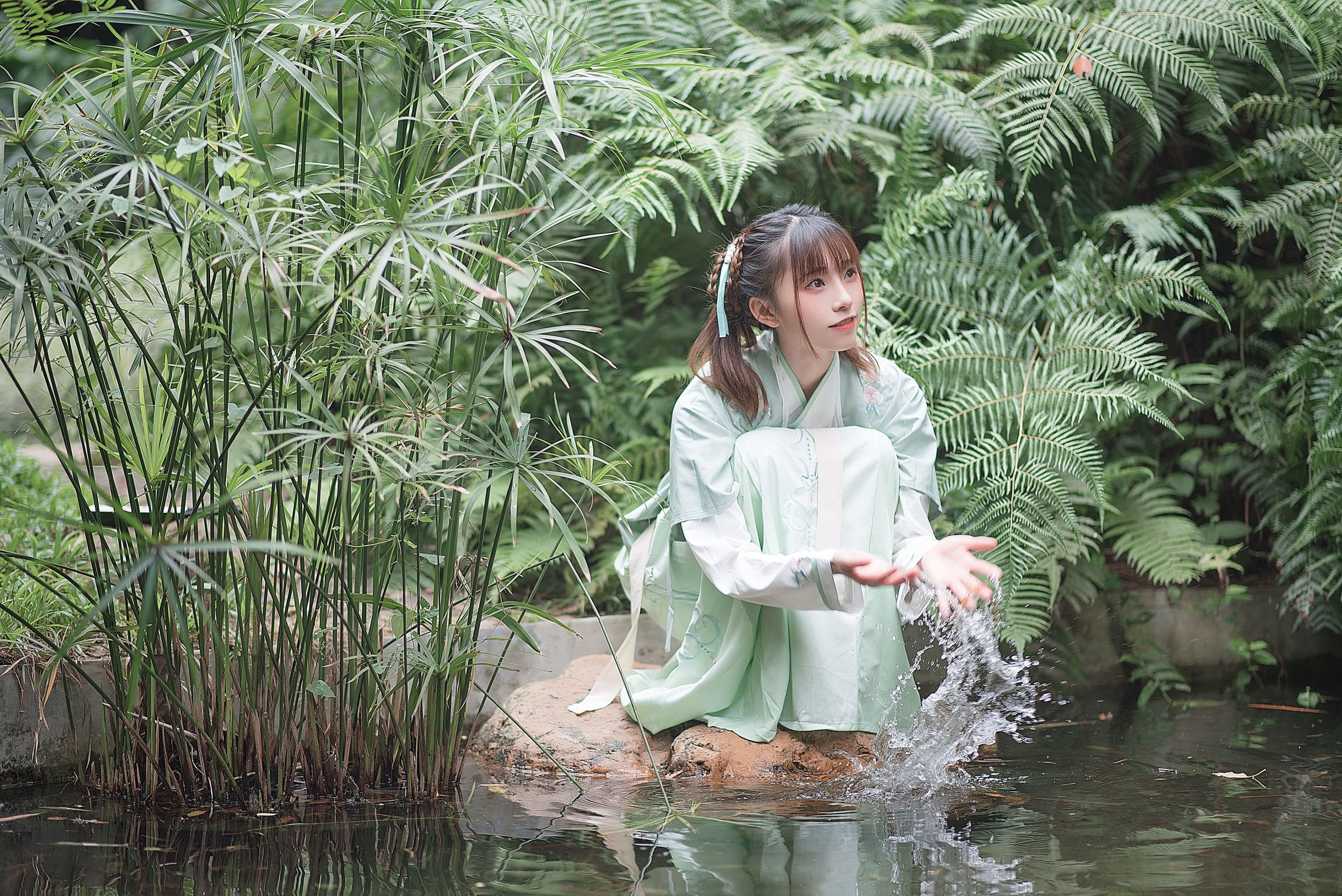 動漫博主Kitaro_綺太郎 娉娉袅袅十三余，豆蔻年華二月初