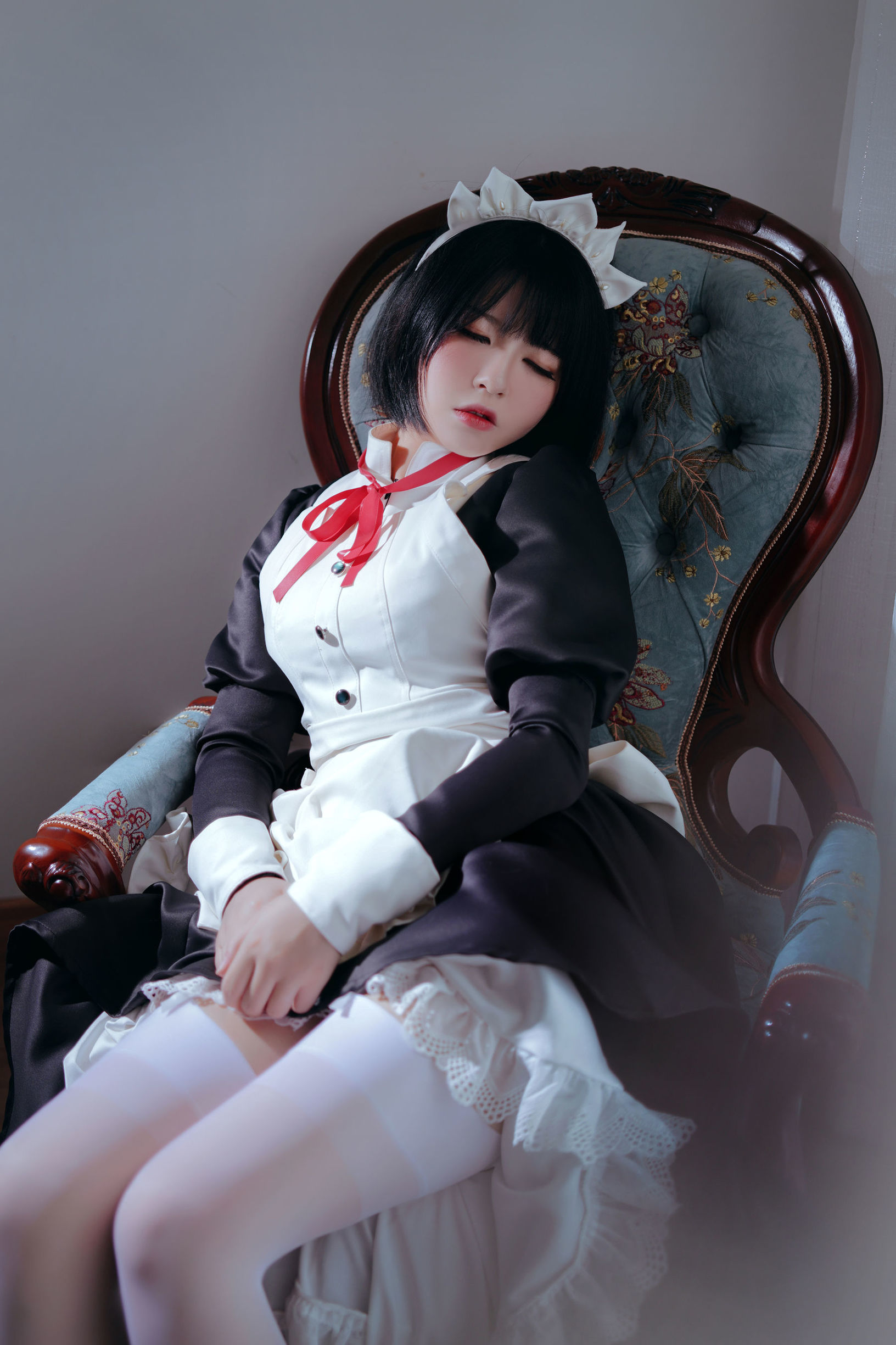 半半子 嫌パン メイド 制服コスプレ