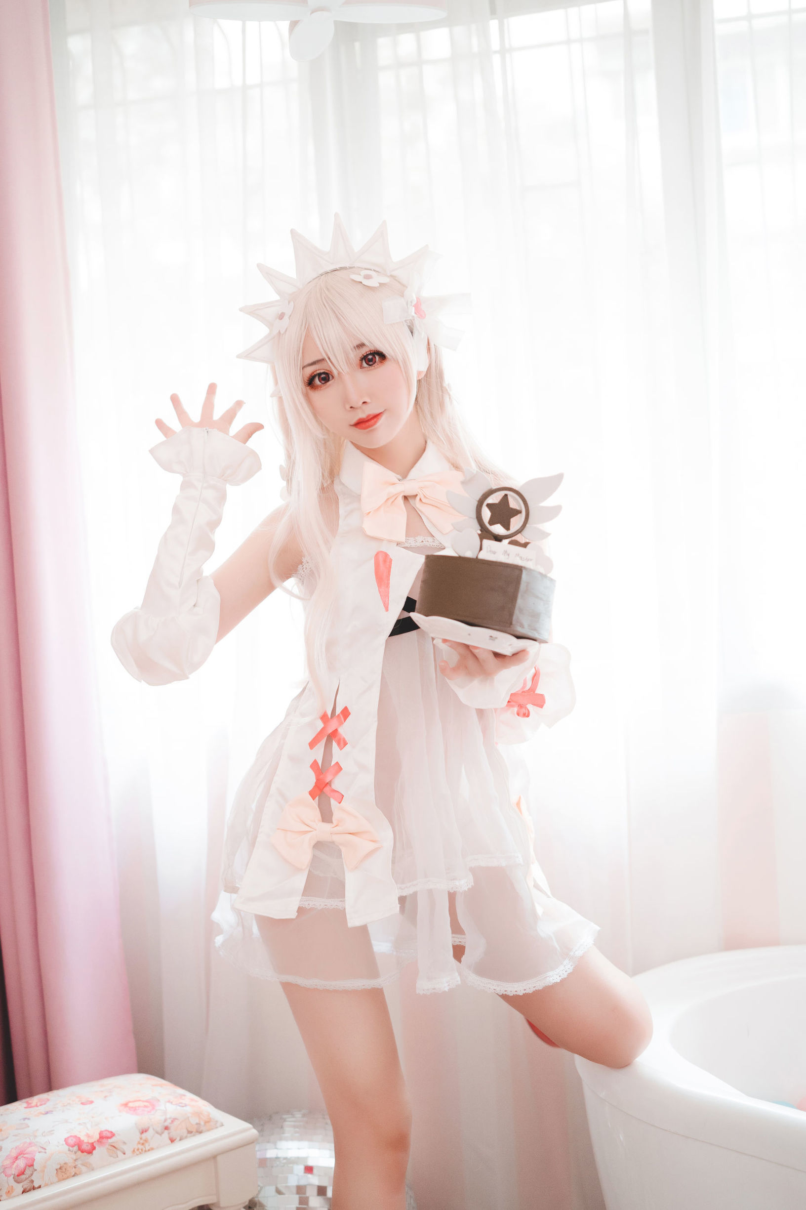 Cute popular Cosplayer Mianbing Xianer Ilya