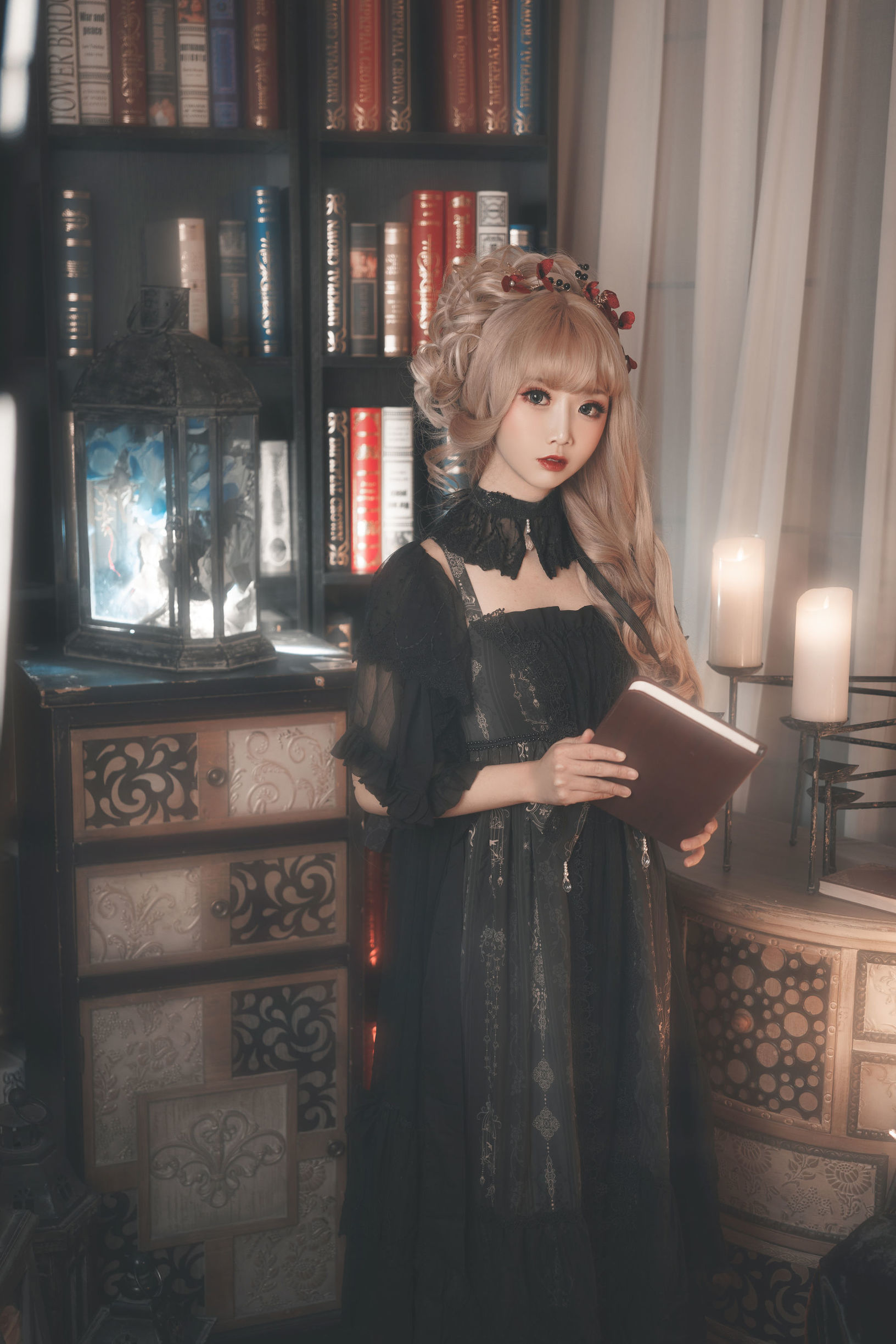 Cute and Popular Cosplayer Mianbing Xianer Sixteen Nights Ode Song