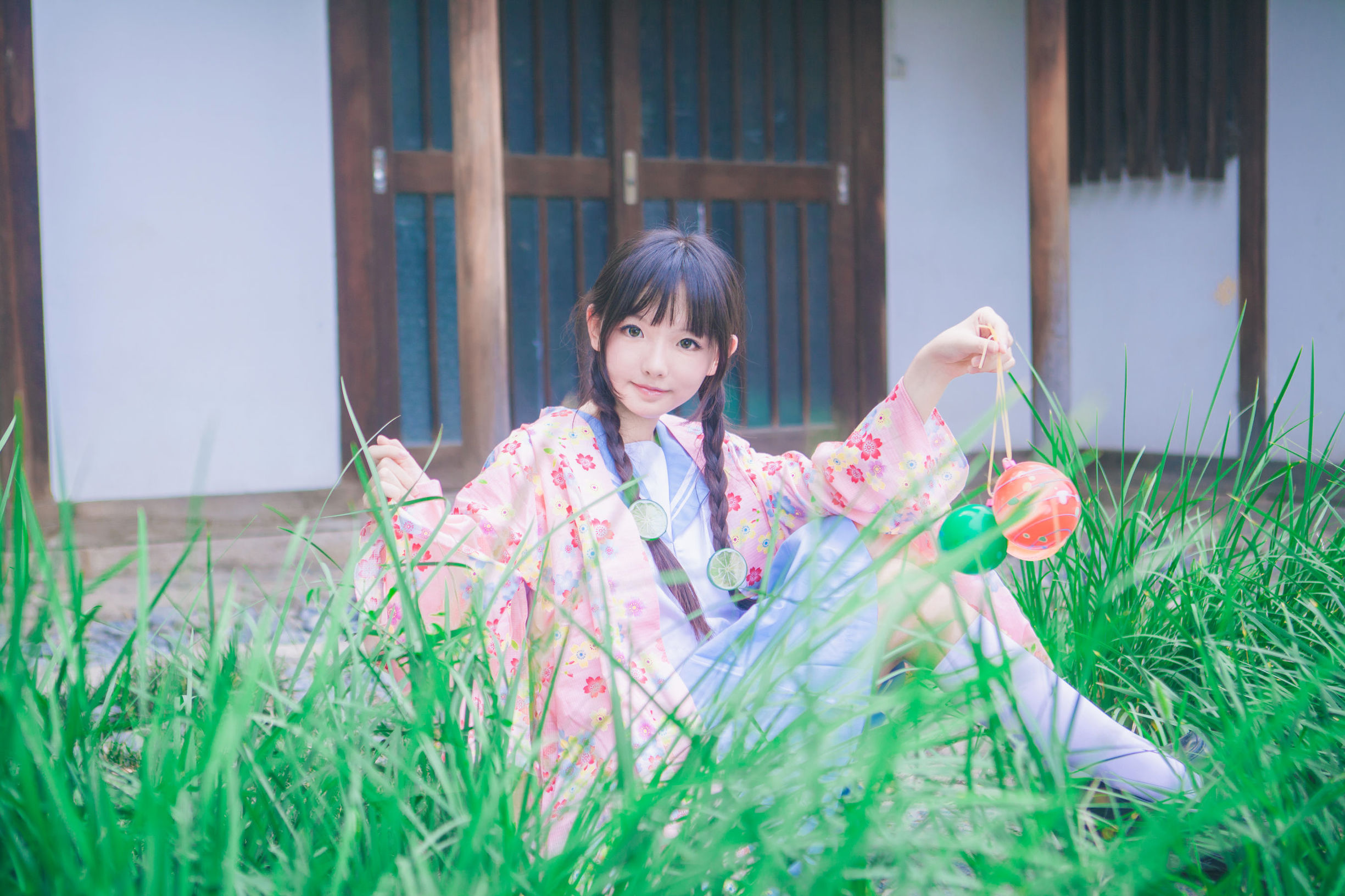 Cute Younger Sister Sakura Group and Kimono