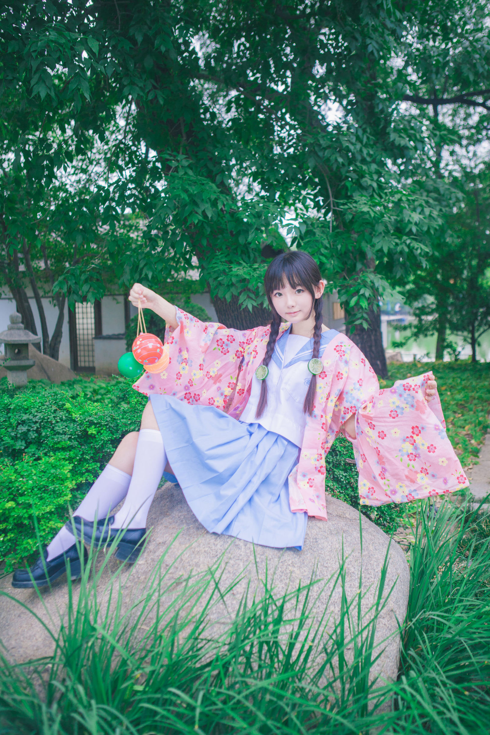 Cute Younger Sister Sakura Group and Kimono