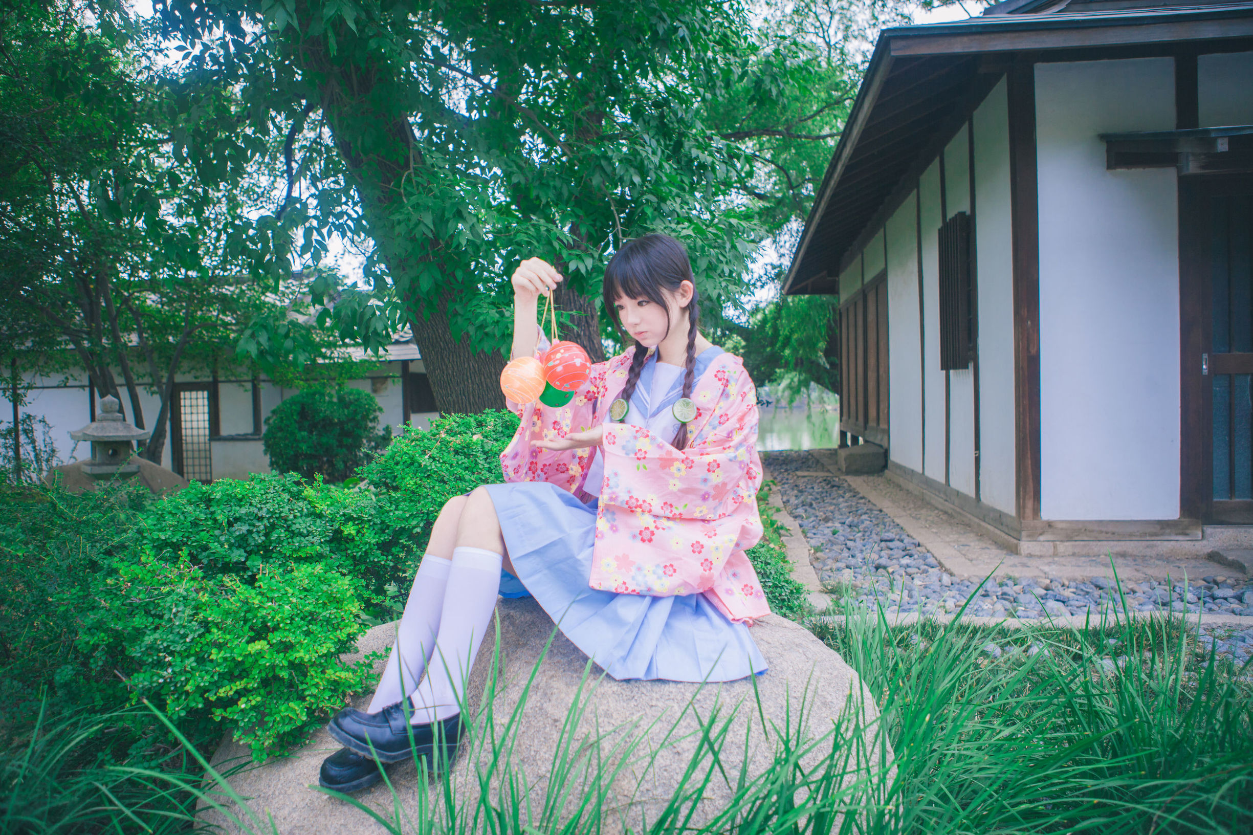 Cute Younger Sister Sakura Group and Kimono