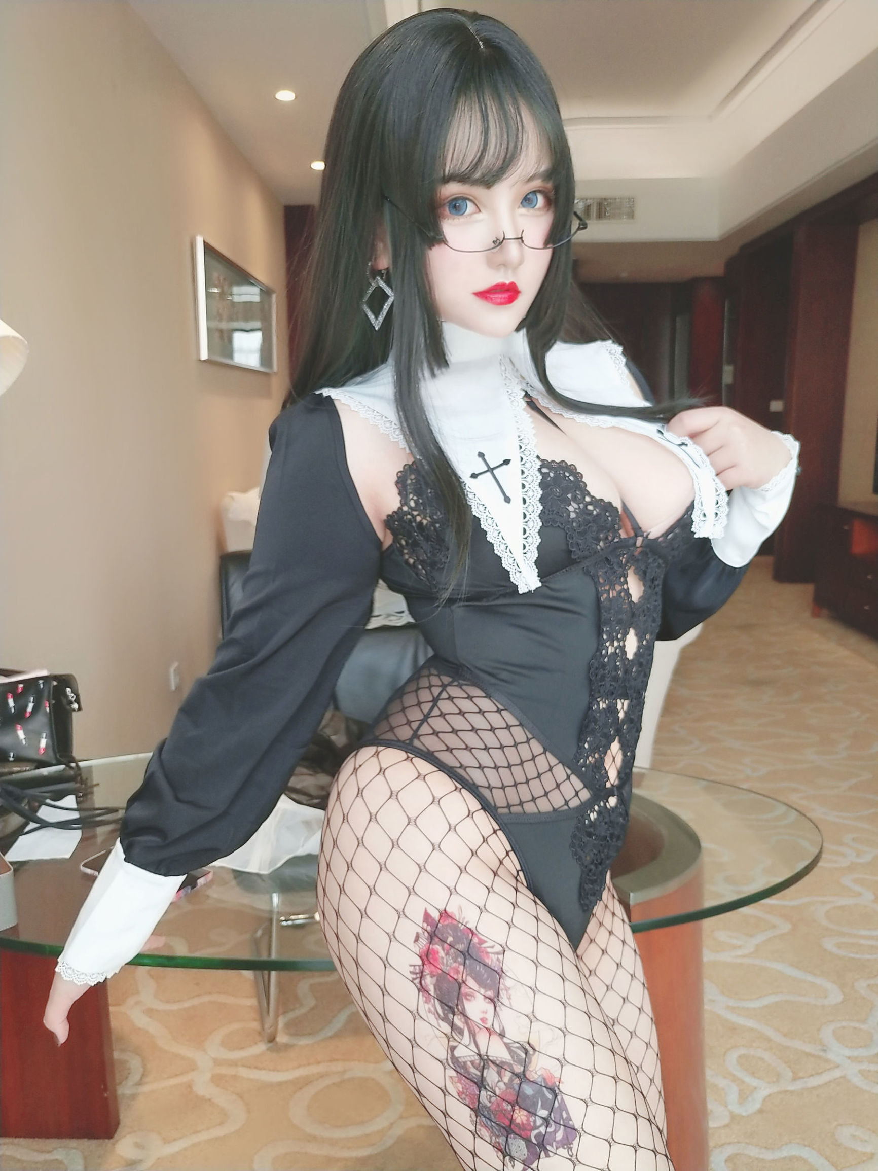 夏鴿鴿不想起床 修女
