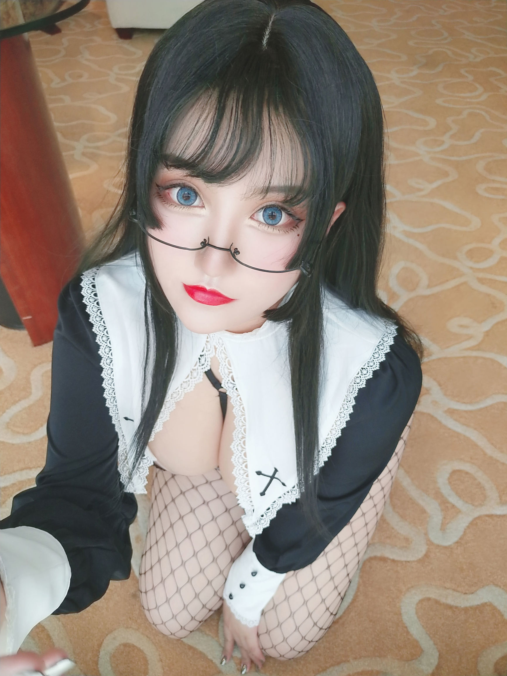 Xia Gege doesn't want to get up, nun.