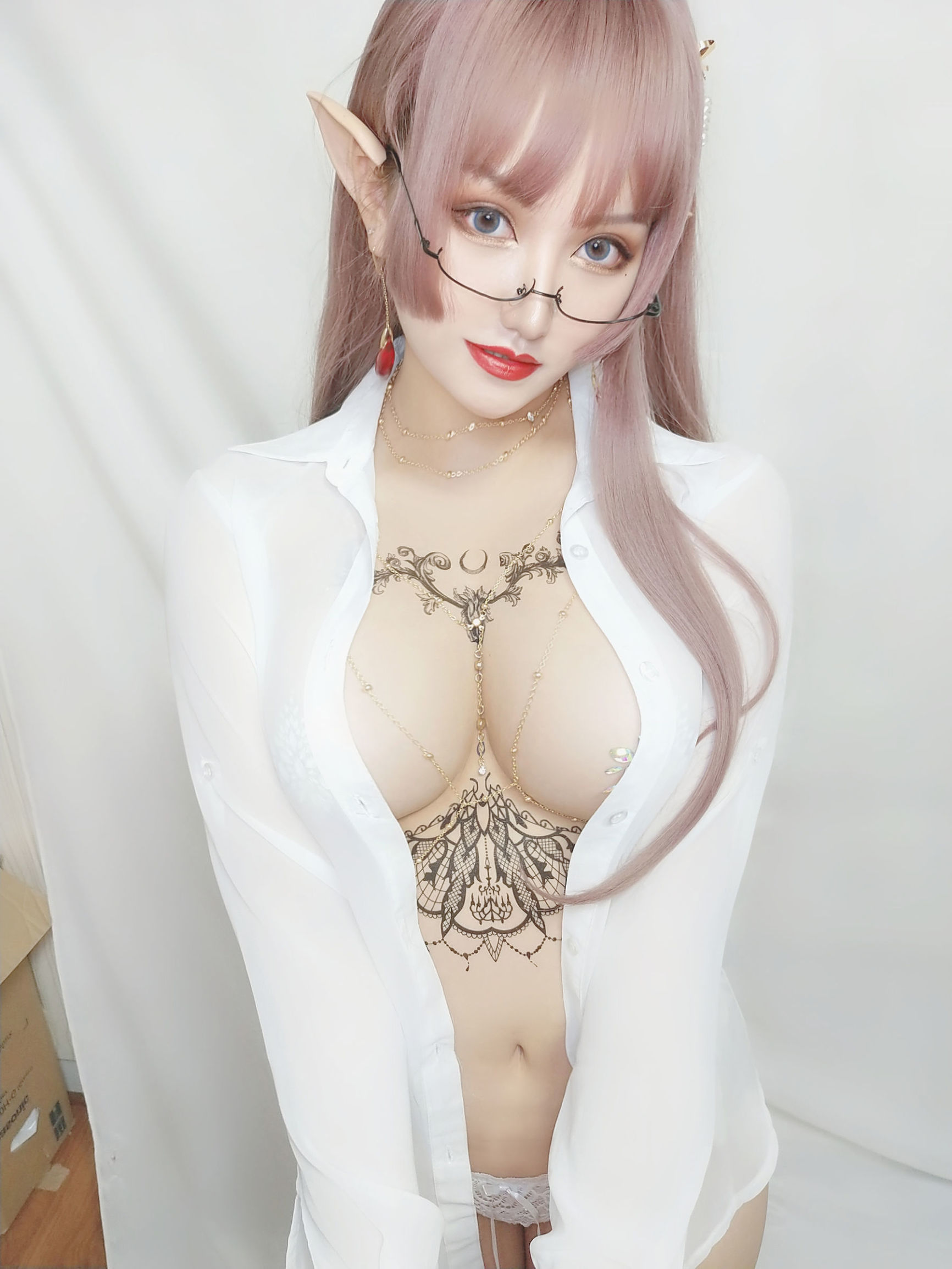 Hạ Gà Gà không muốn dậy. Văn thân thủy trân.