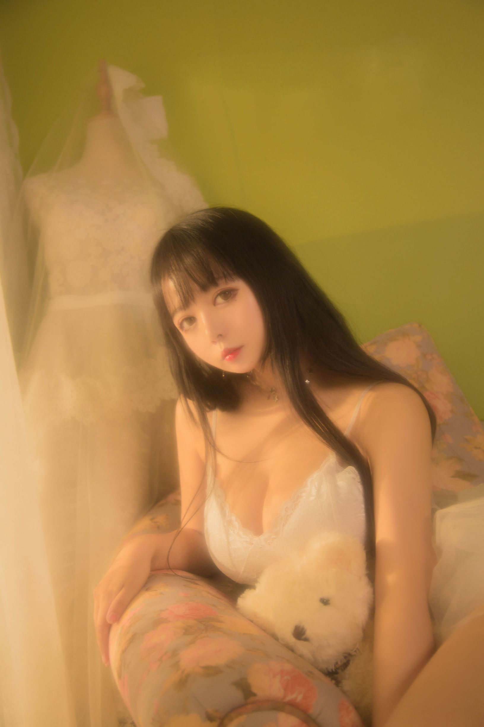 ได่เยิ่นเมิ่งเมย์เฮย์เมาม่าวโอวโอ ภาพถ่ายสาวน้อย